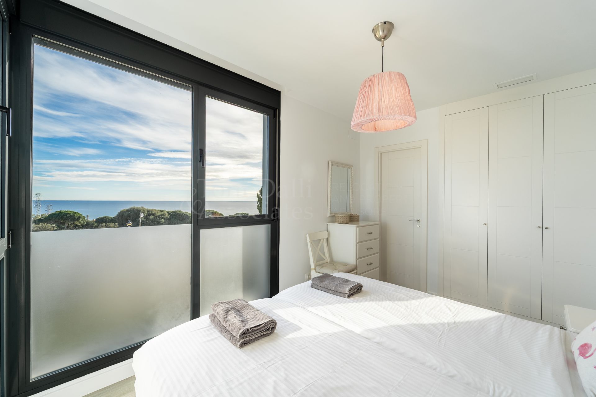 Villa in Cabopino, Marbella