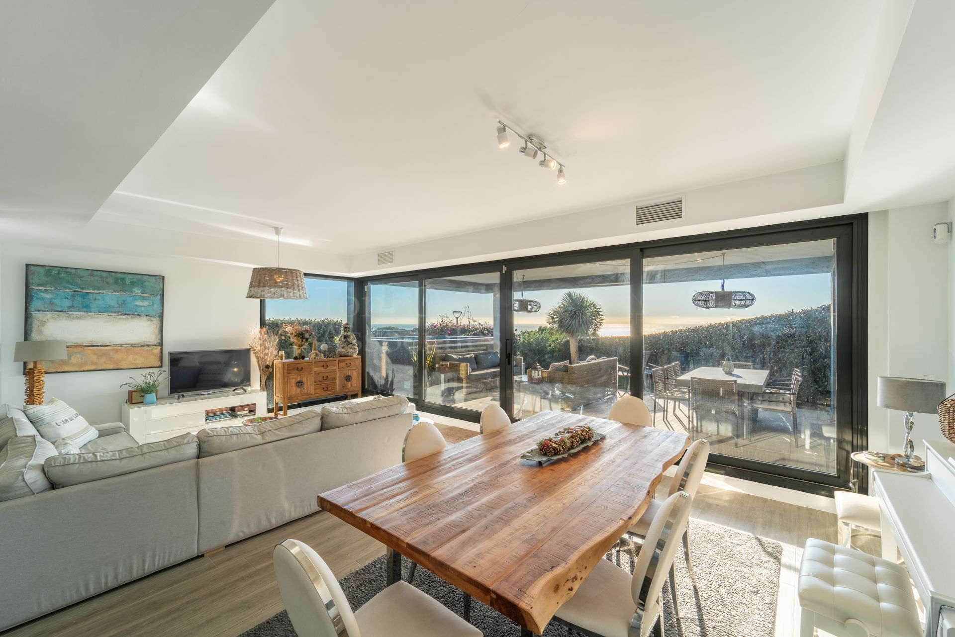 Villa in Cabopino, Marbella