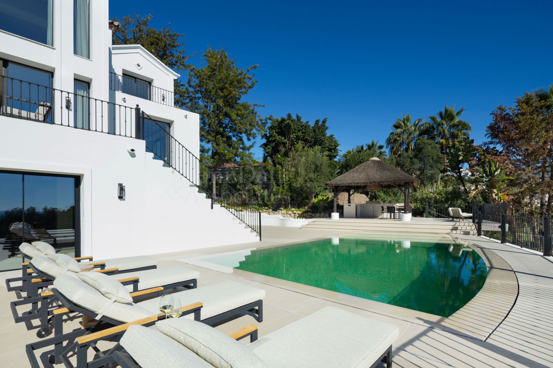 Villa in Los Arqueros, Benahavis