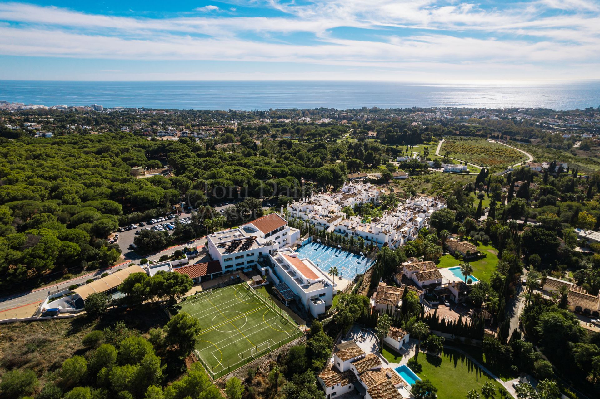 Apartment in Marbella Hill Club, Marbella