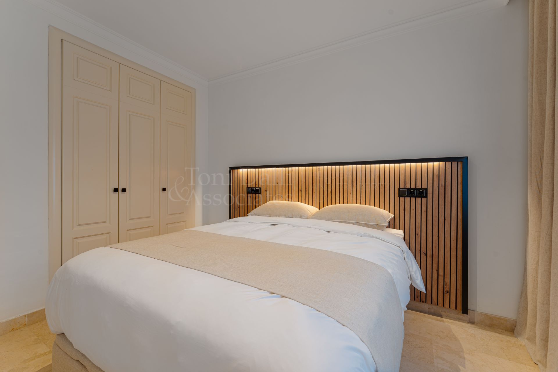 Apartment in Marbella Hill Club, Marbella