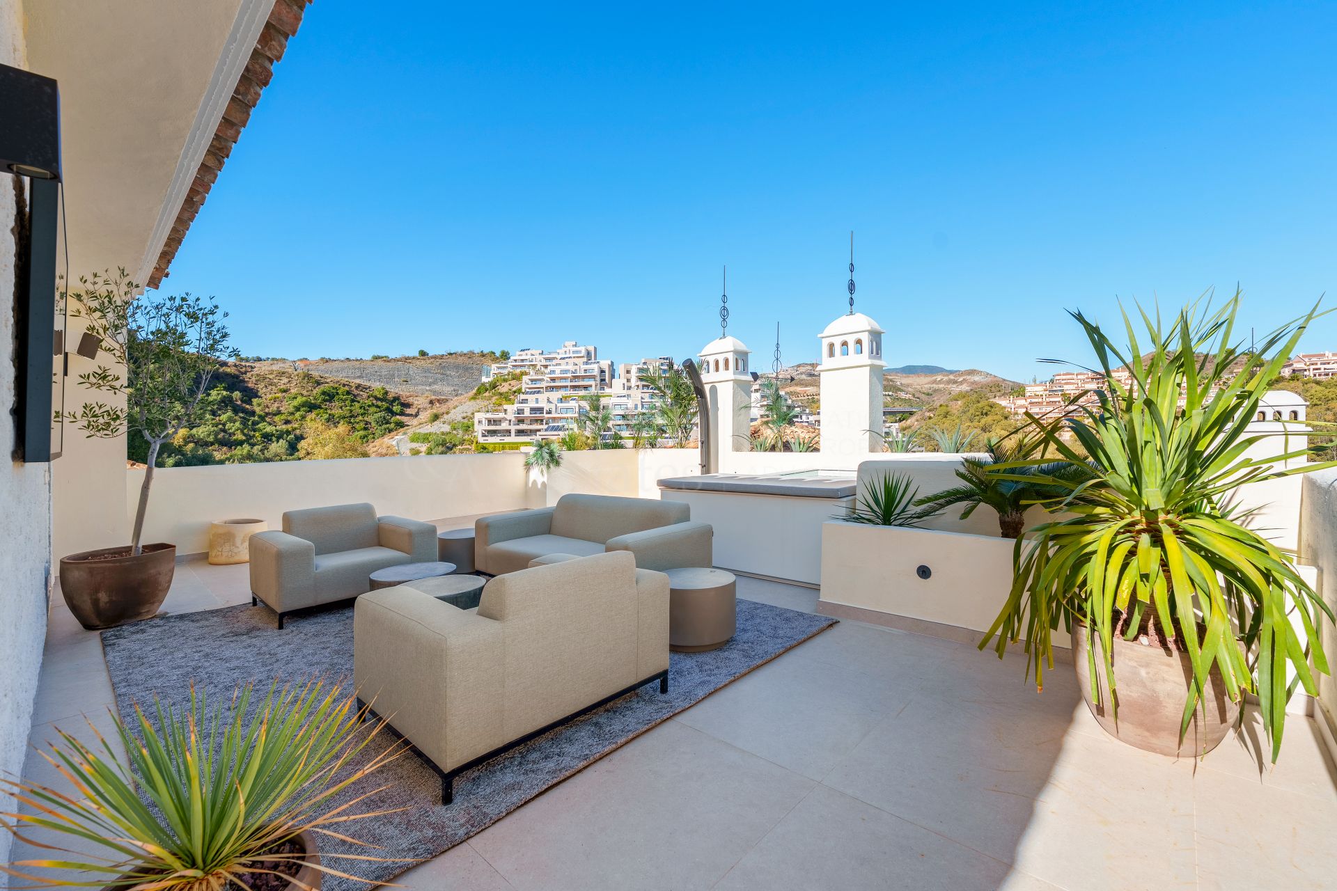 Penthouse in Les Belvederes, Marbella