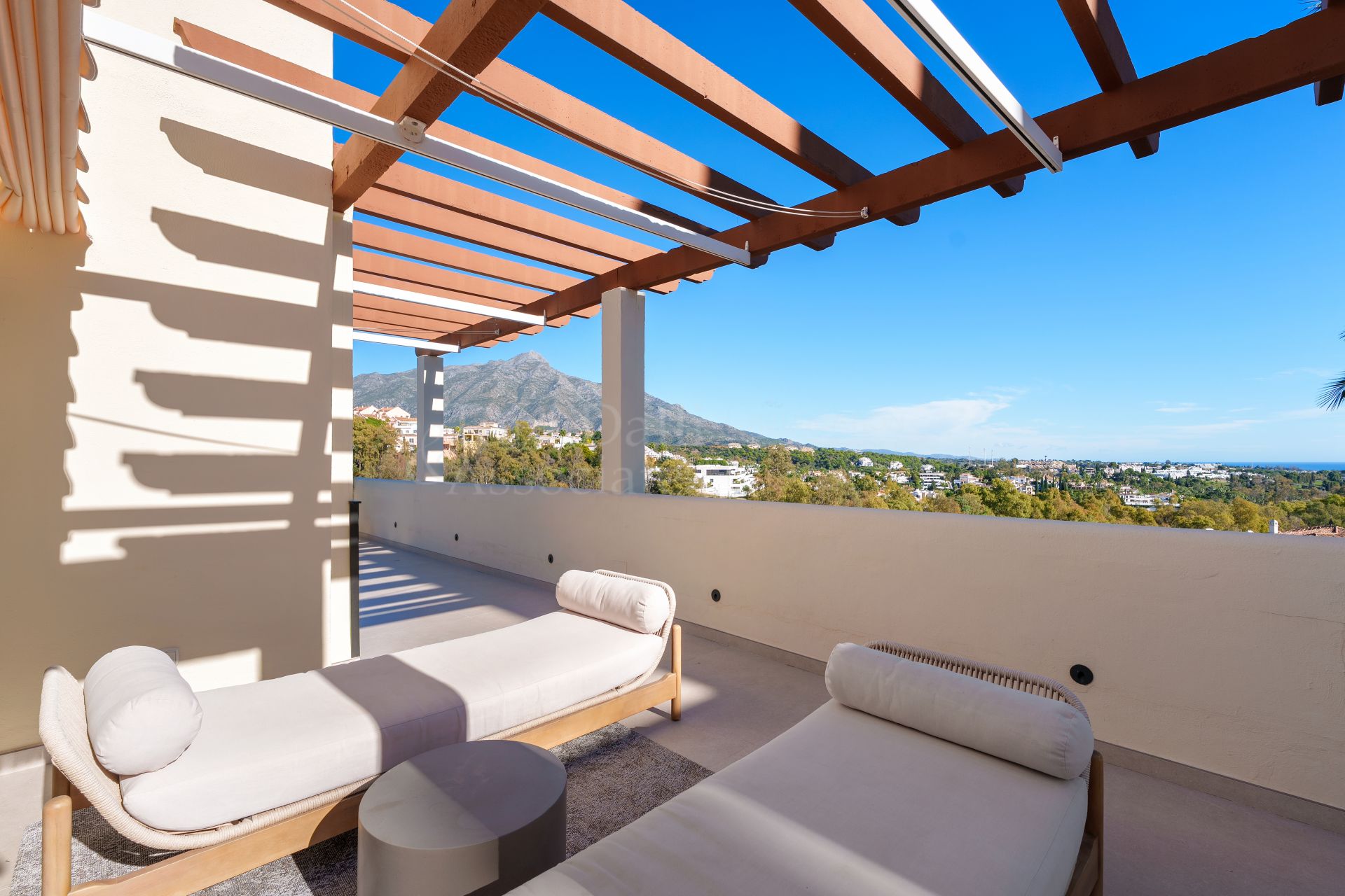 Penthouse in Les Belvederes, Marbella