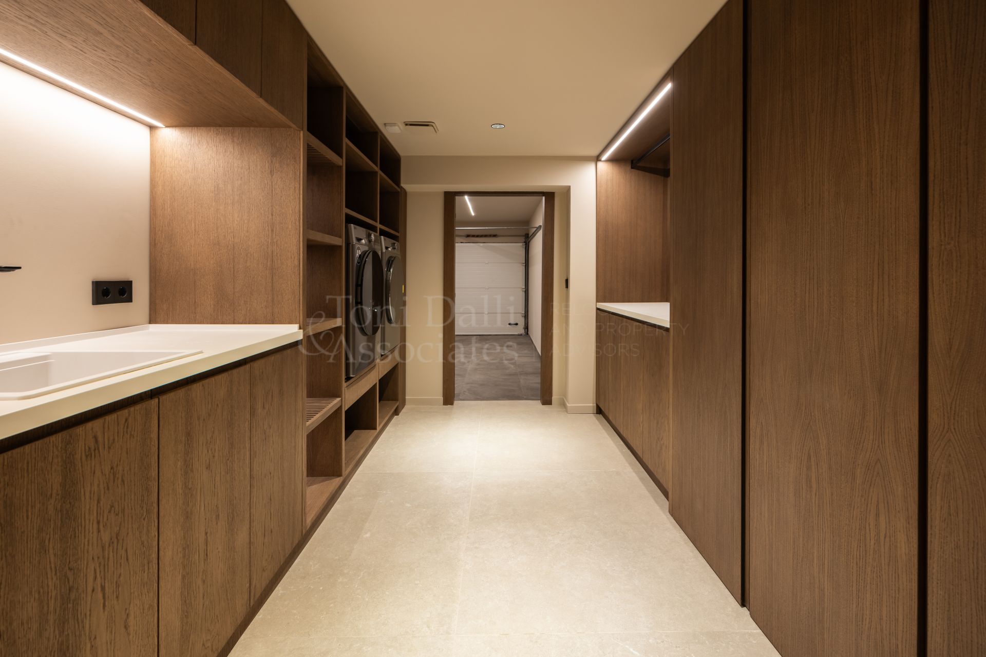 Villa in Haza del Conde, Marbella