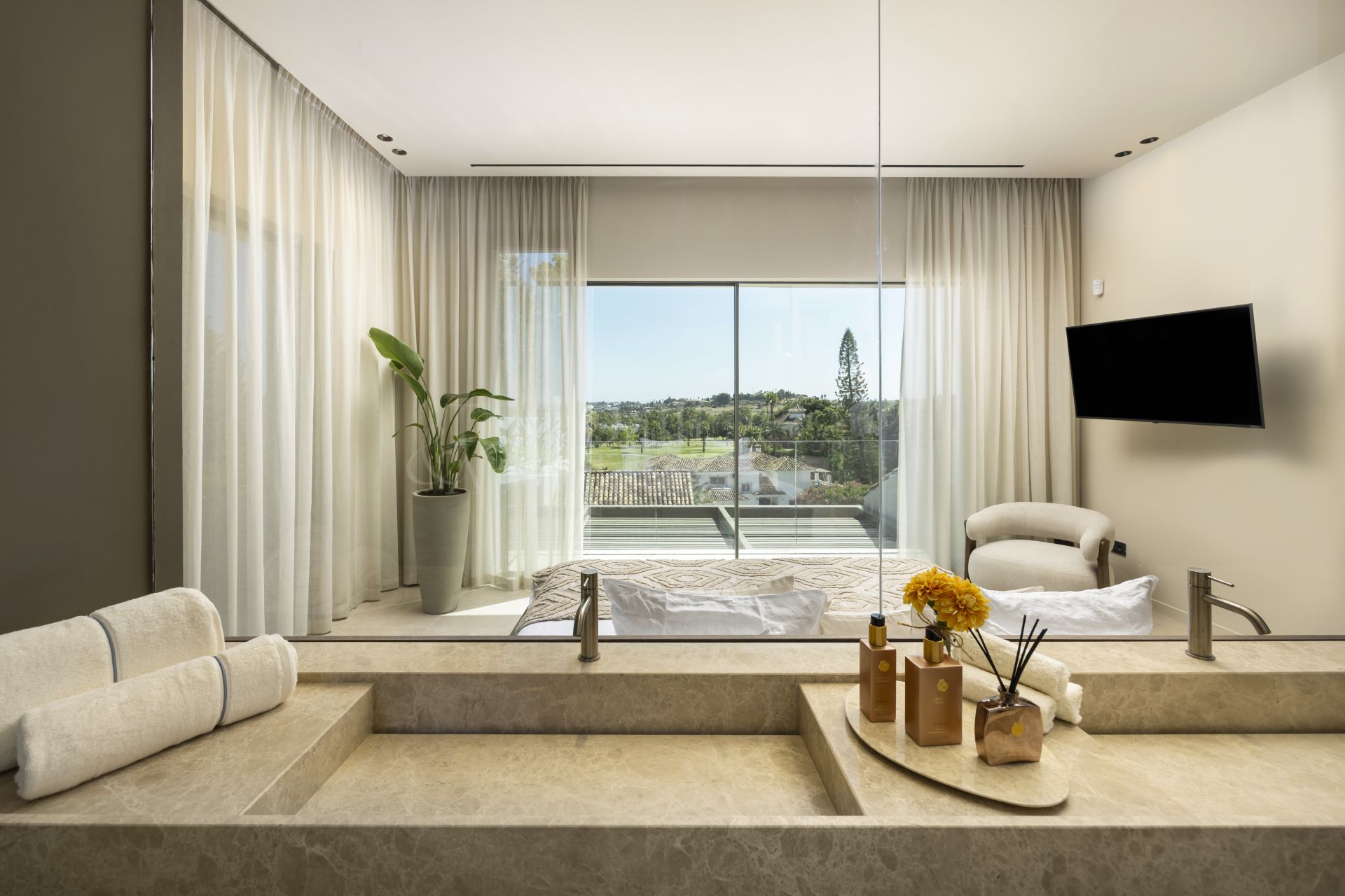 Villa in Haza del Conde, Marbella