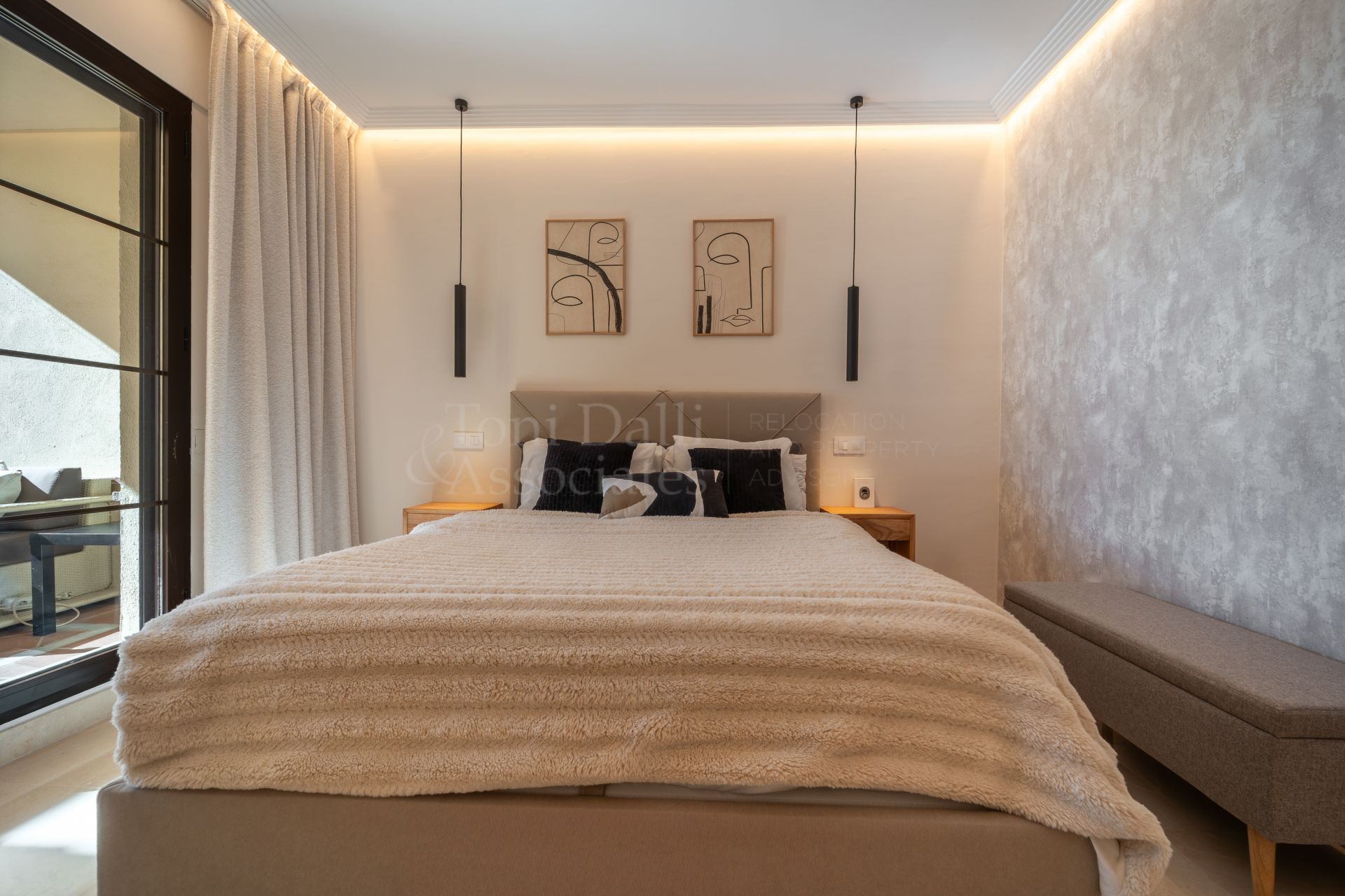 Ground Floor Apartment in Los Arqueros, Benahavis