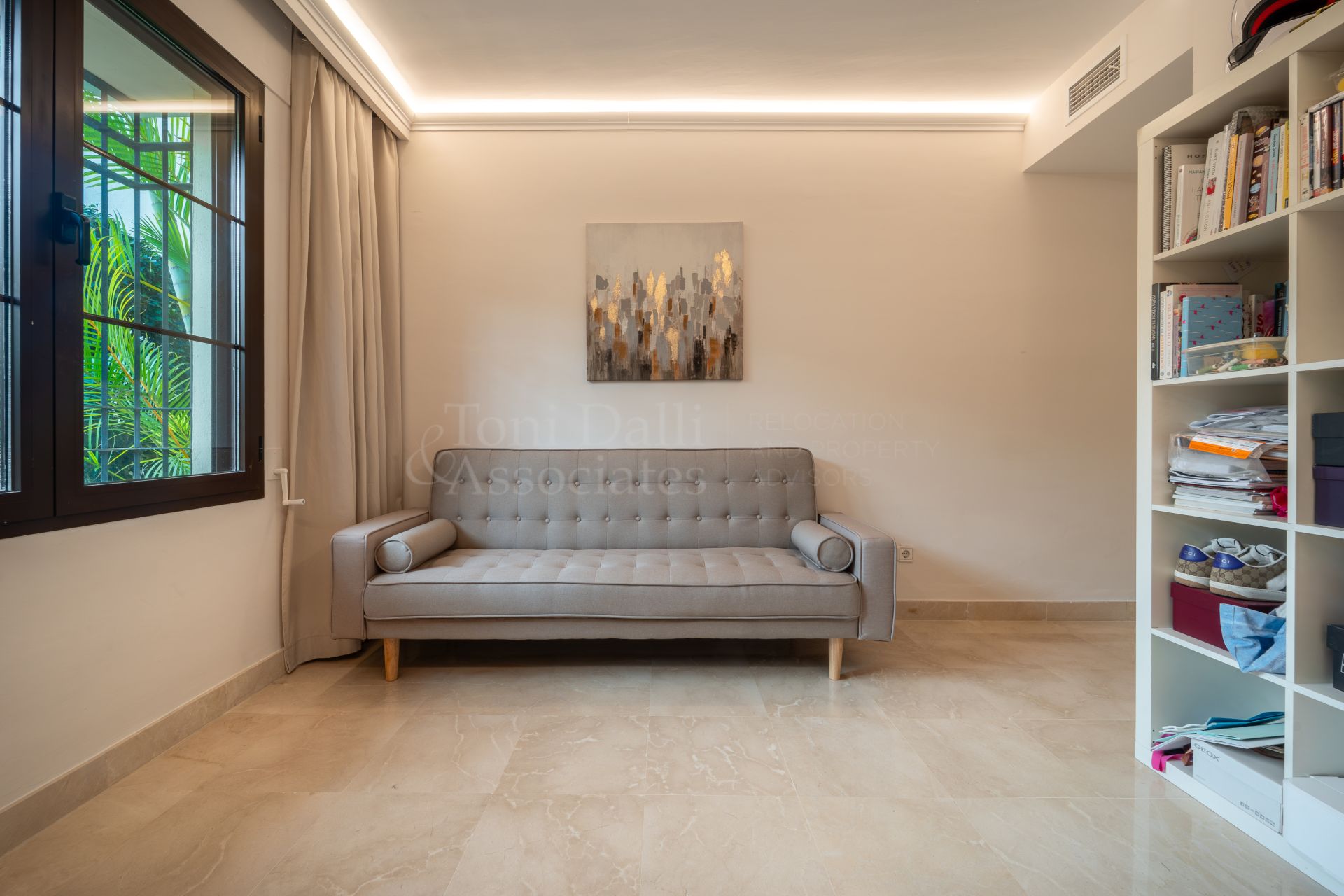 Ground Floor Apartment in Los Arqueros, Benahavis