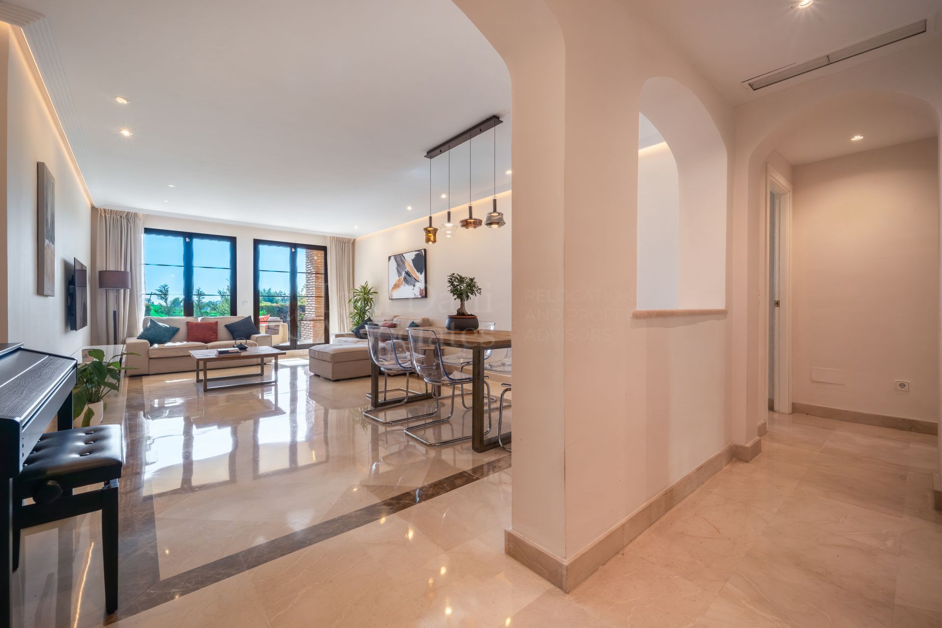 Ground Floor Apartment in Los Arqueros, Benahavis