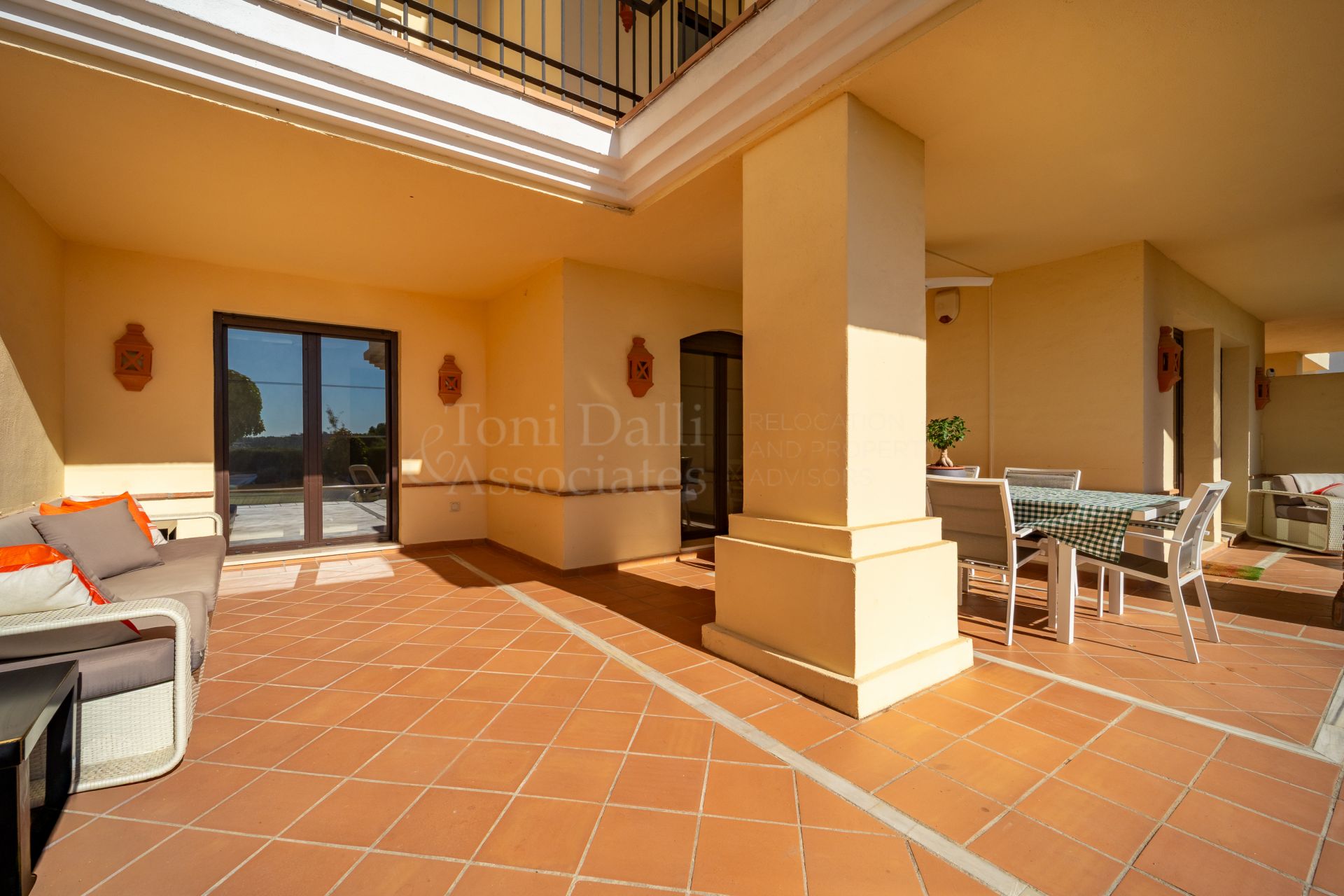 Ground Floor Apartment in Los Arqueros, Benahavis
