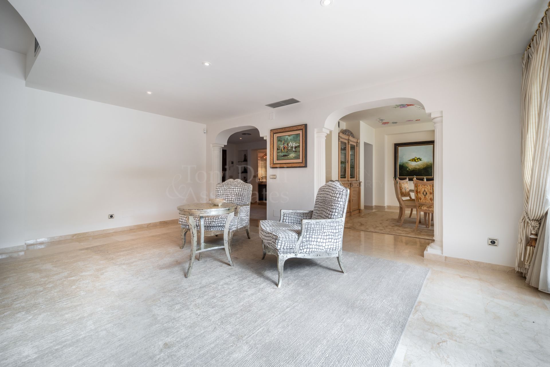 Villa in Hacienda las Chapas, Marbella