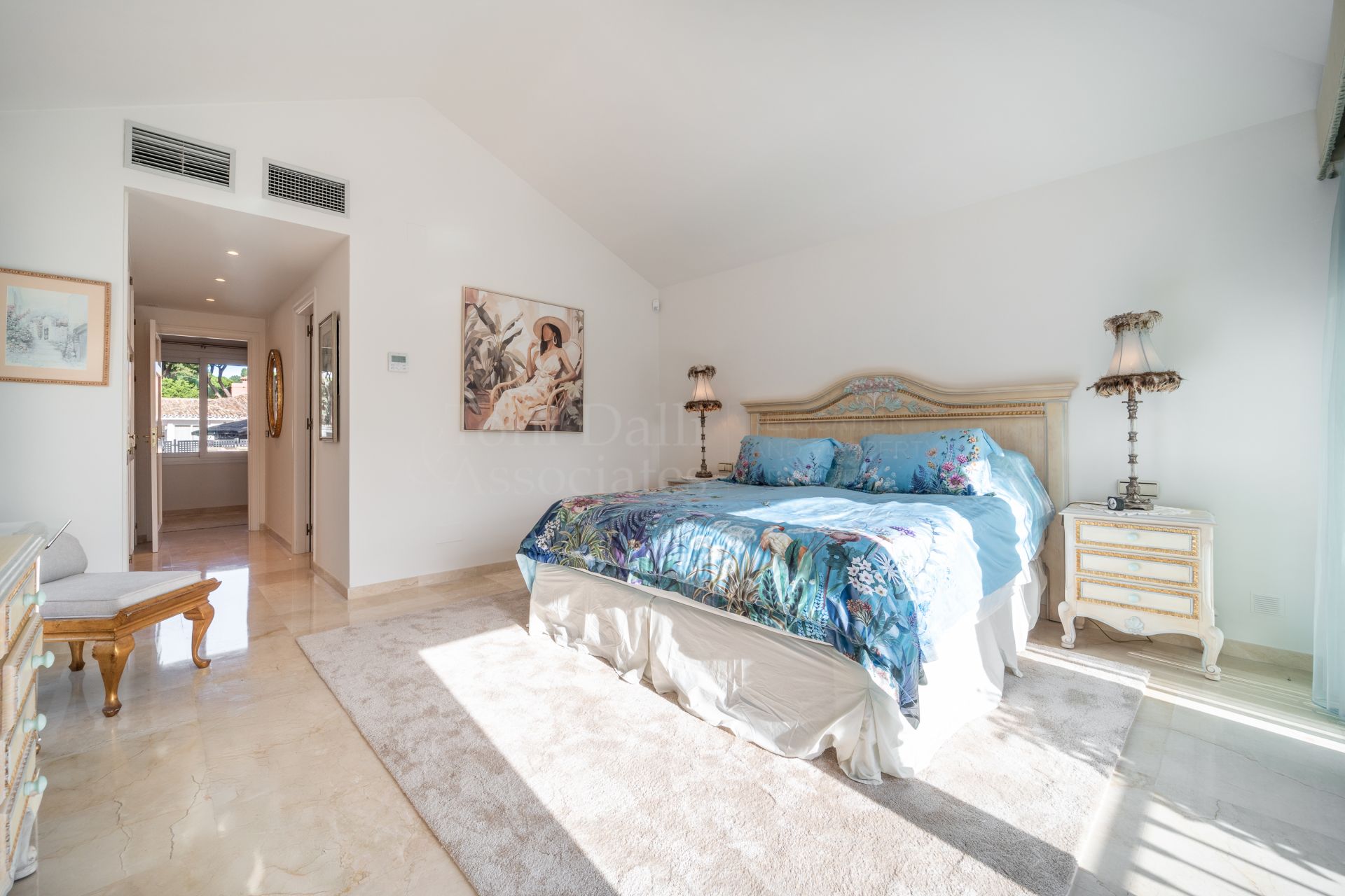 Villa in Hacienda las Chapas, Marbella