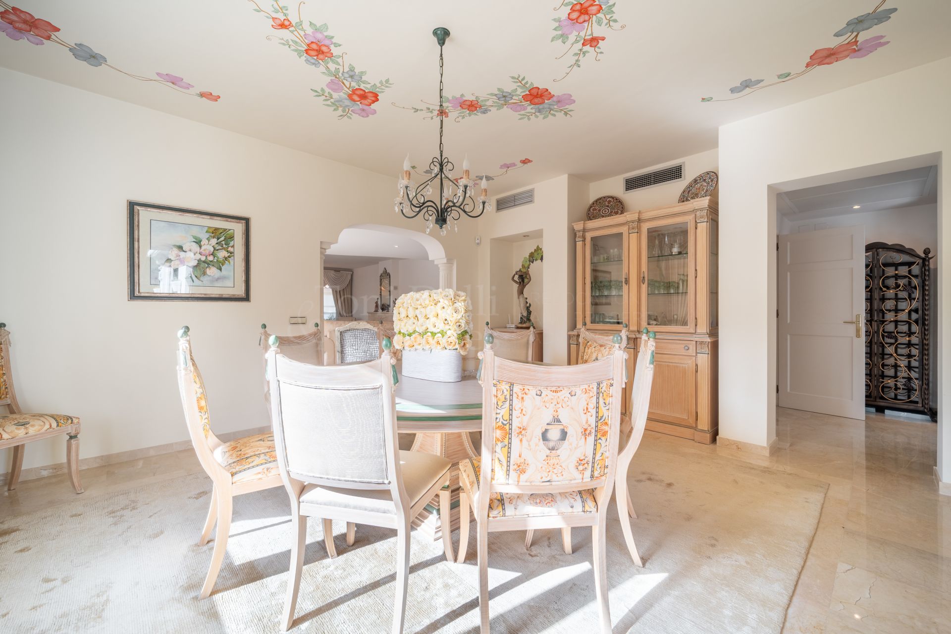 Villa in Hacienda las Chapas, Marbella