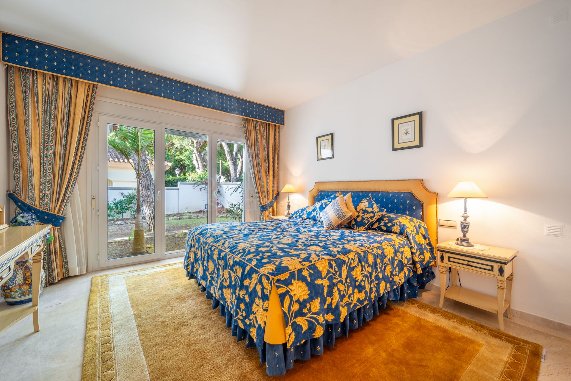 Villa in Hacienda las Chapas, Marbella