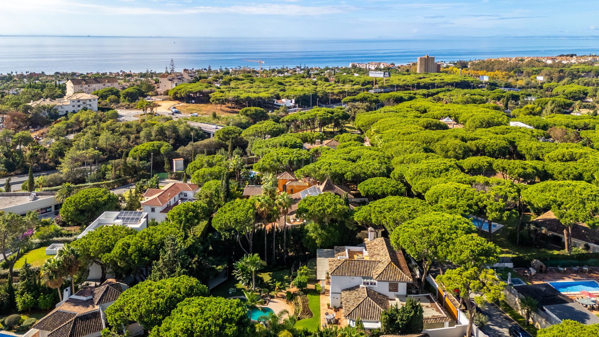 Villa in Hacienda las Chapas, Marbella