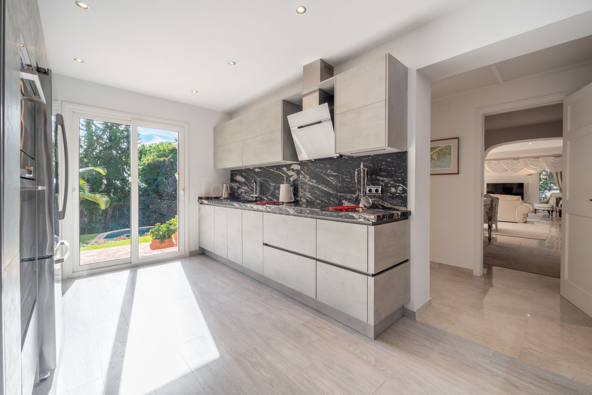 Villa in Hacienda las Chapas, Marbella