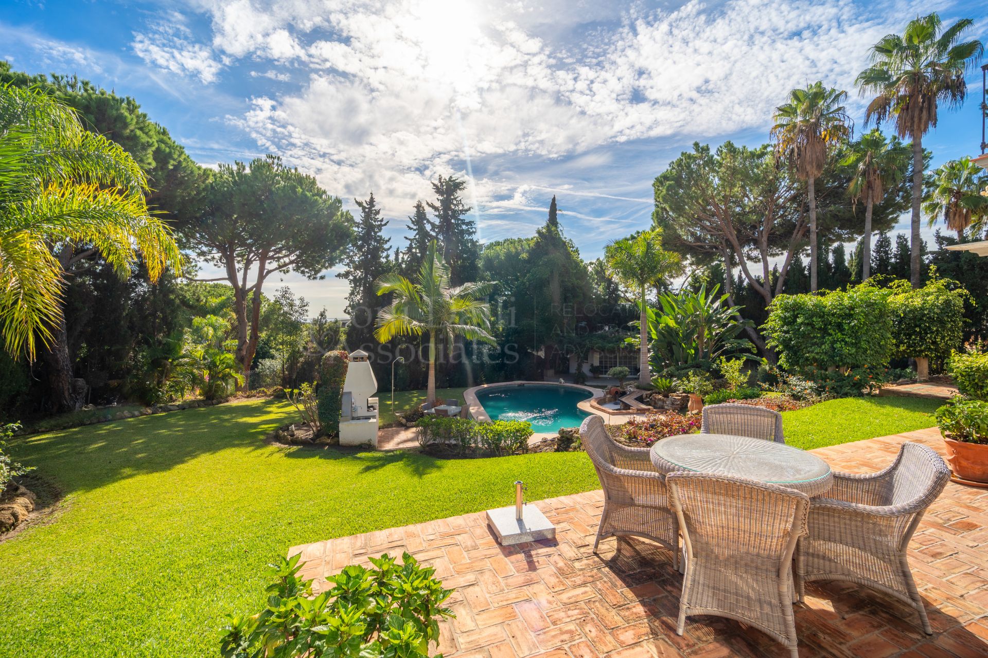 Villa in Hacienda las Chapas, Marbella