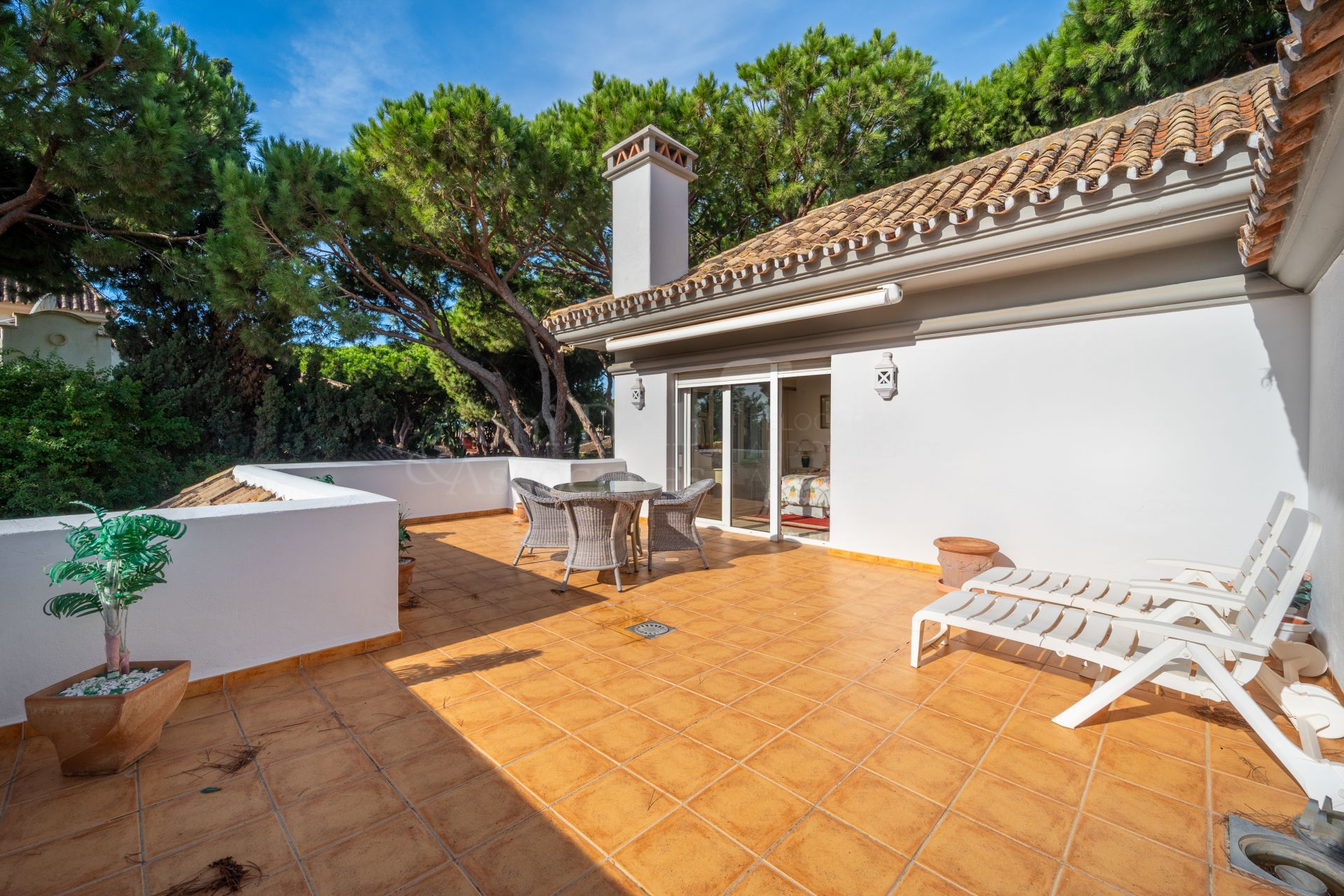 Villa in Hacienda las Chapas, Marbella