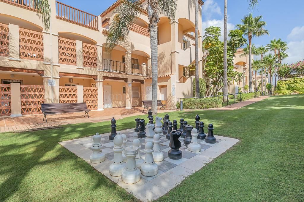 Apartment in Marques de Atalaya, Estepona