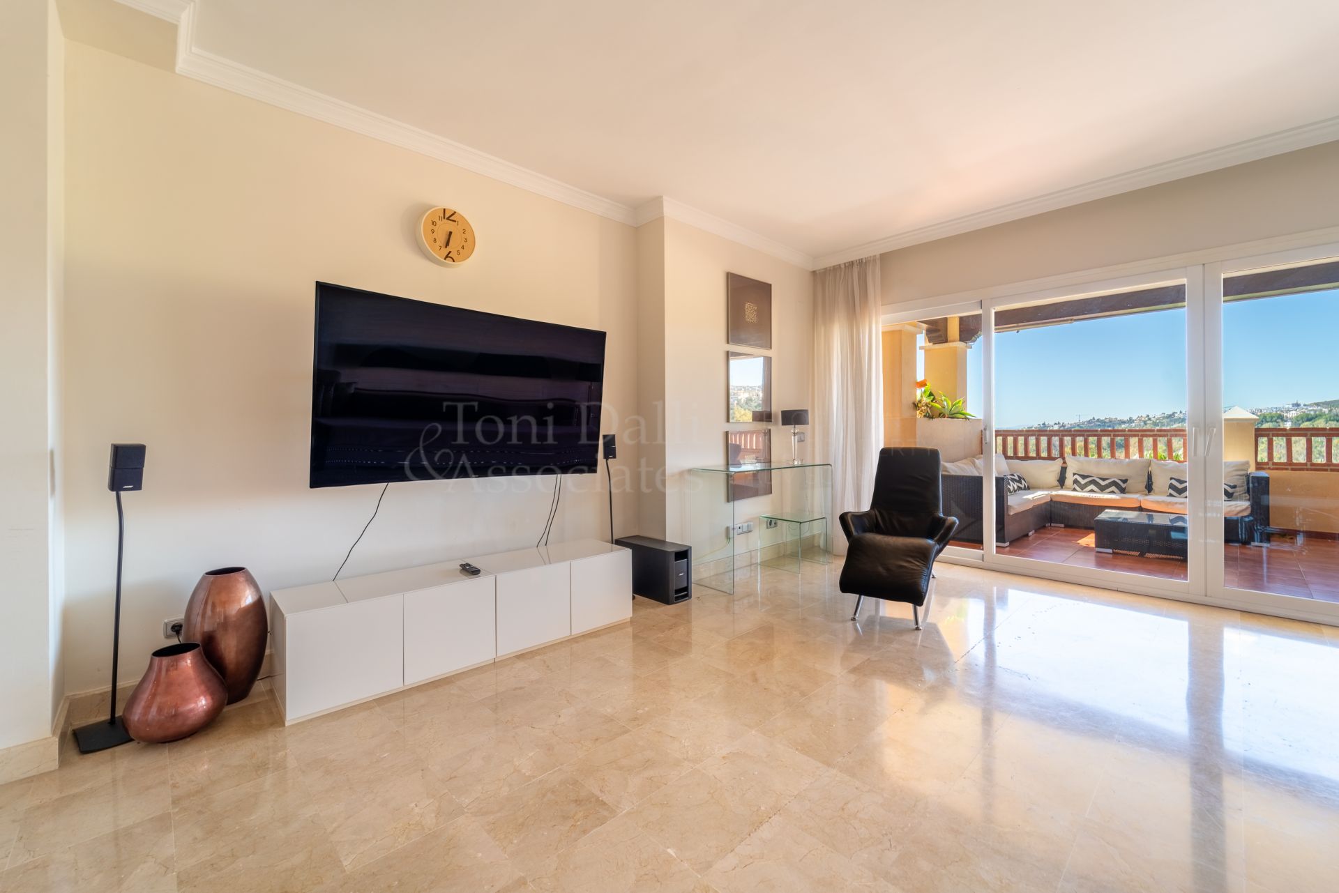 Apartment in Marques de Atalaya, Estepona