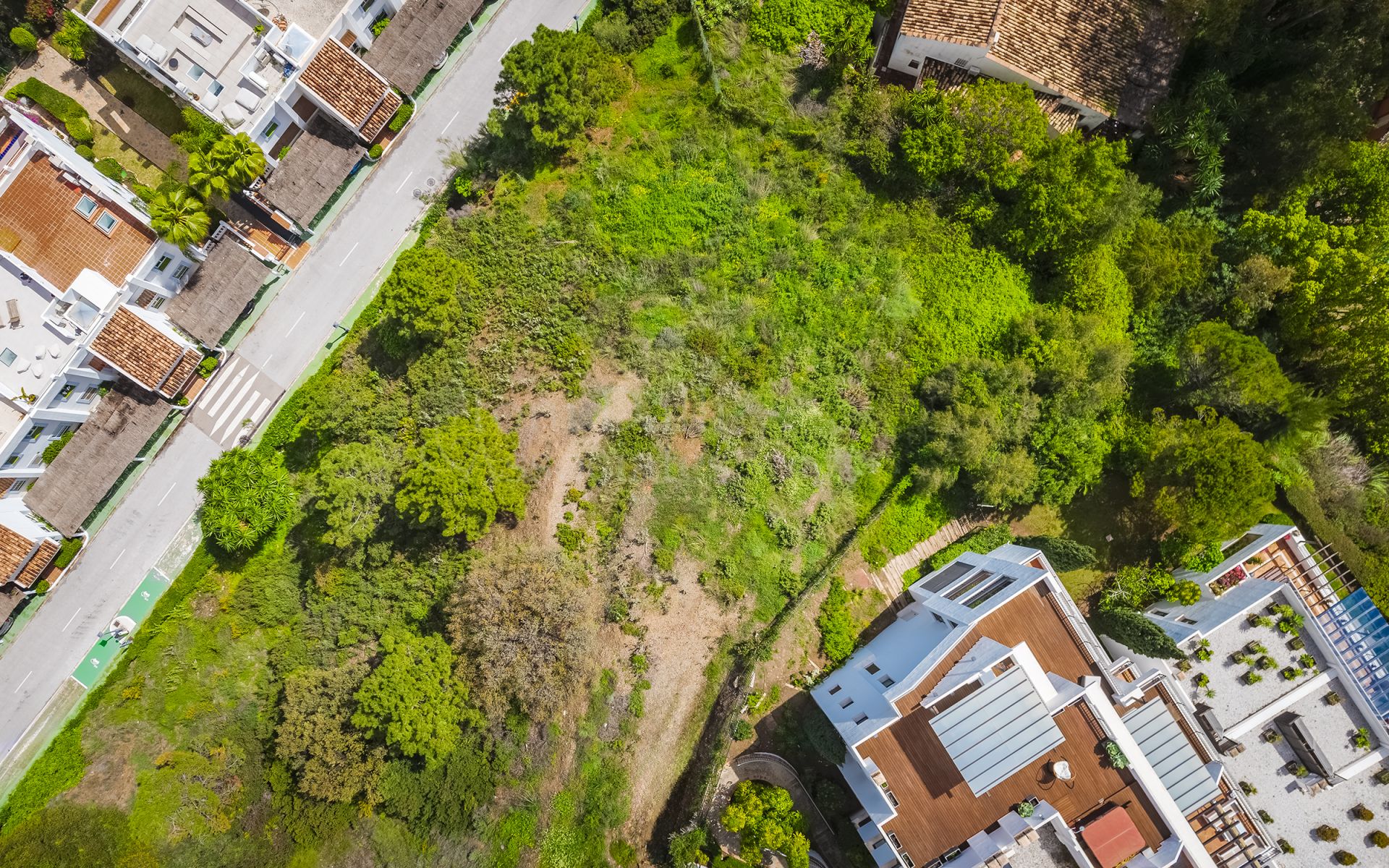 Plot in El Herrojo, Benahavis