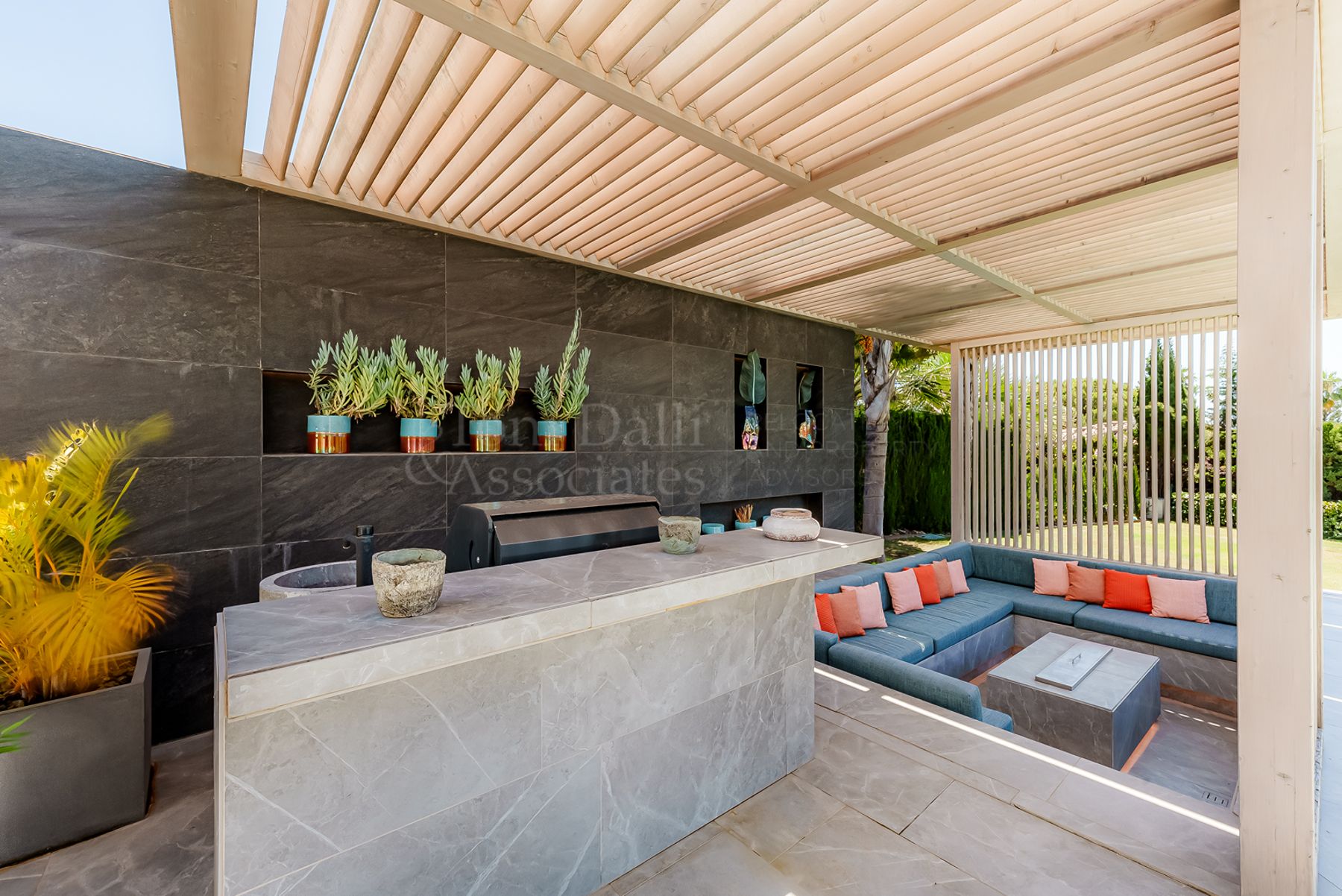 Villa in Las Brisas, Marbella