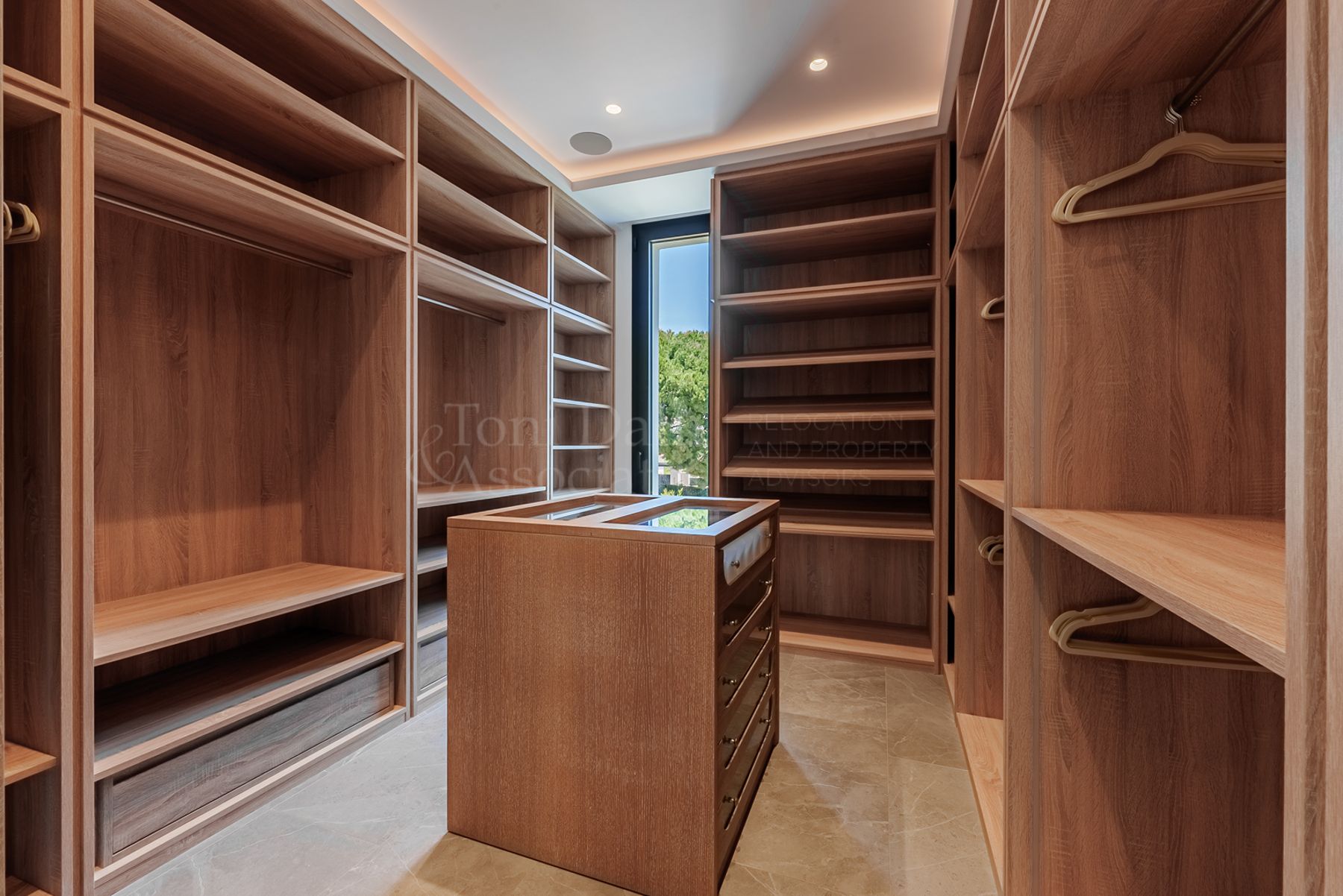 Villa in Las Brisas, Marbella