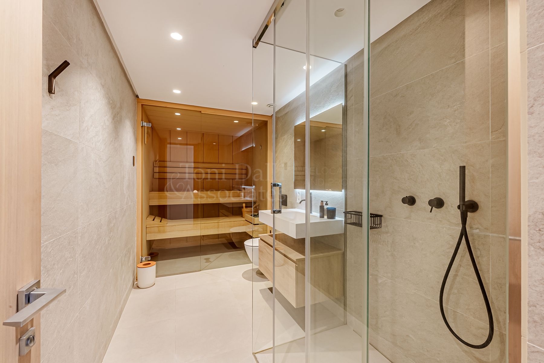 Villa in Las Brisas, Marbella