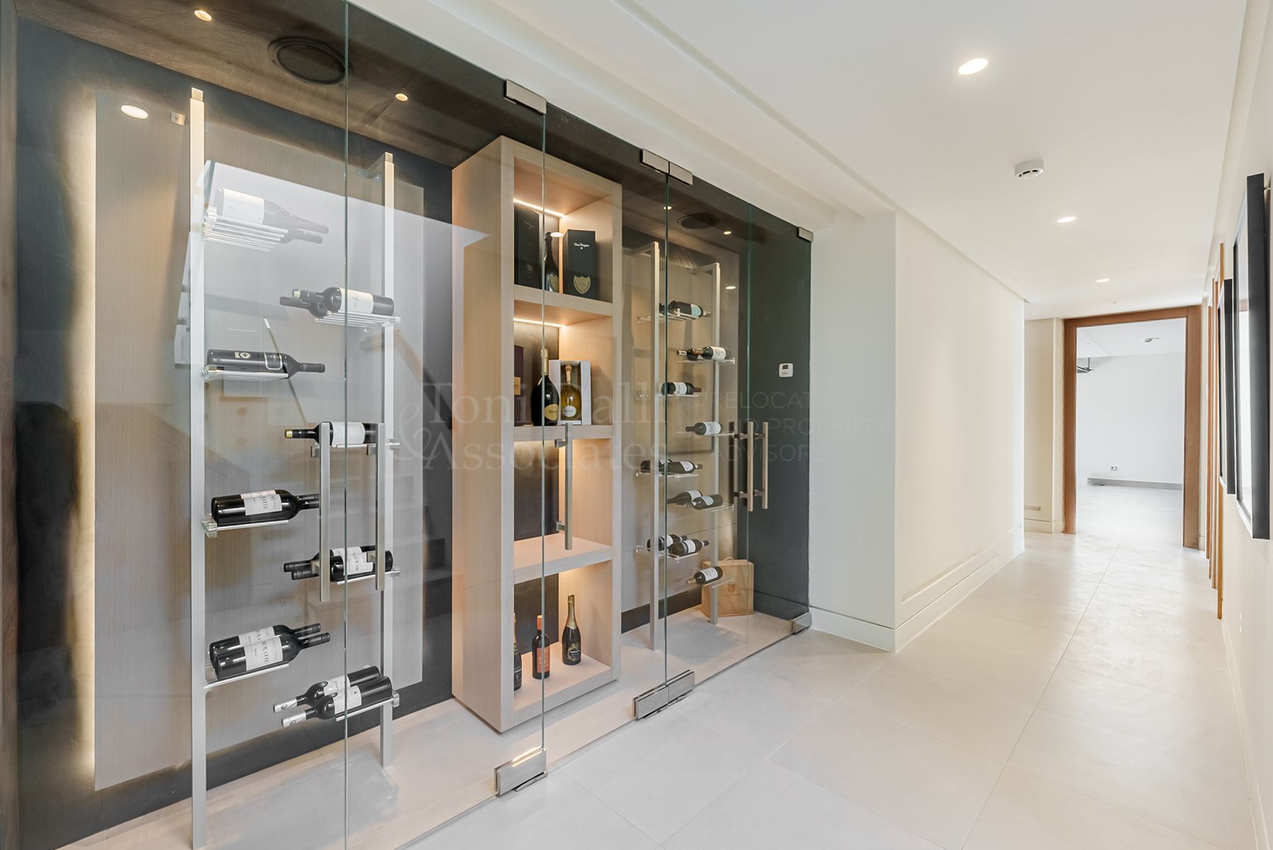 Villa in Las Brisas, Marbella