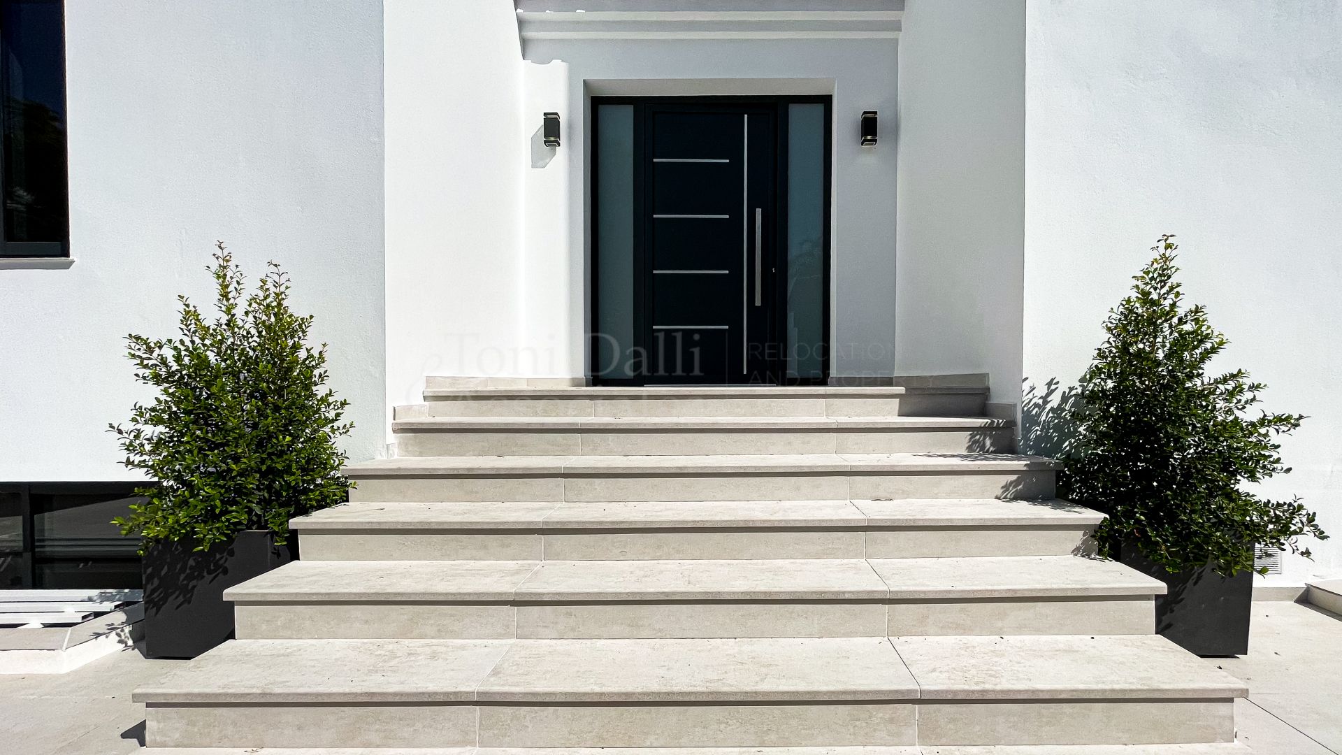 Villa in Altos del Rodeo, Marbella