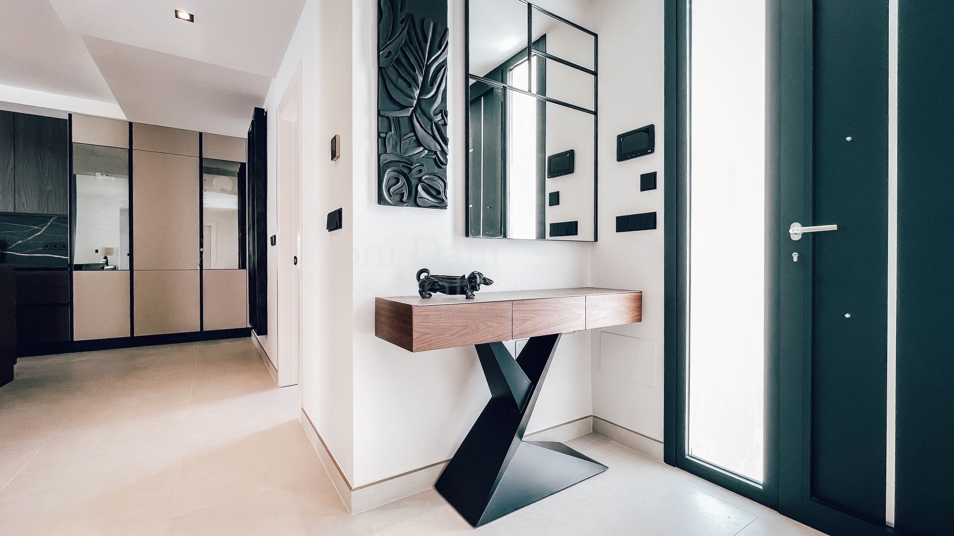 Villa in Altos del Rodeo, Marbella