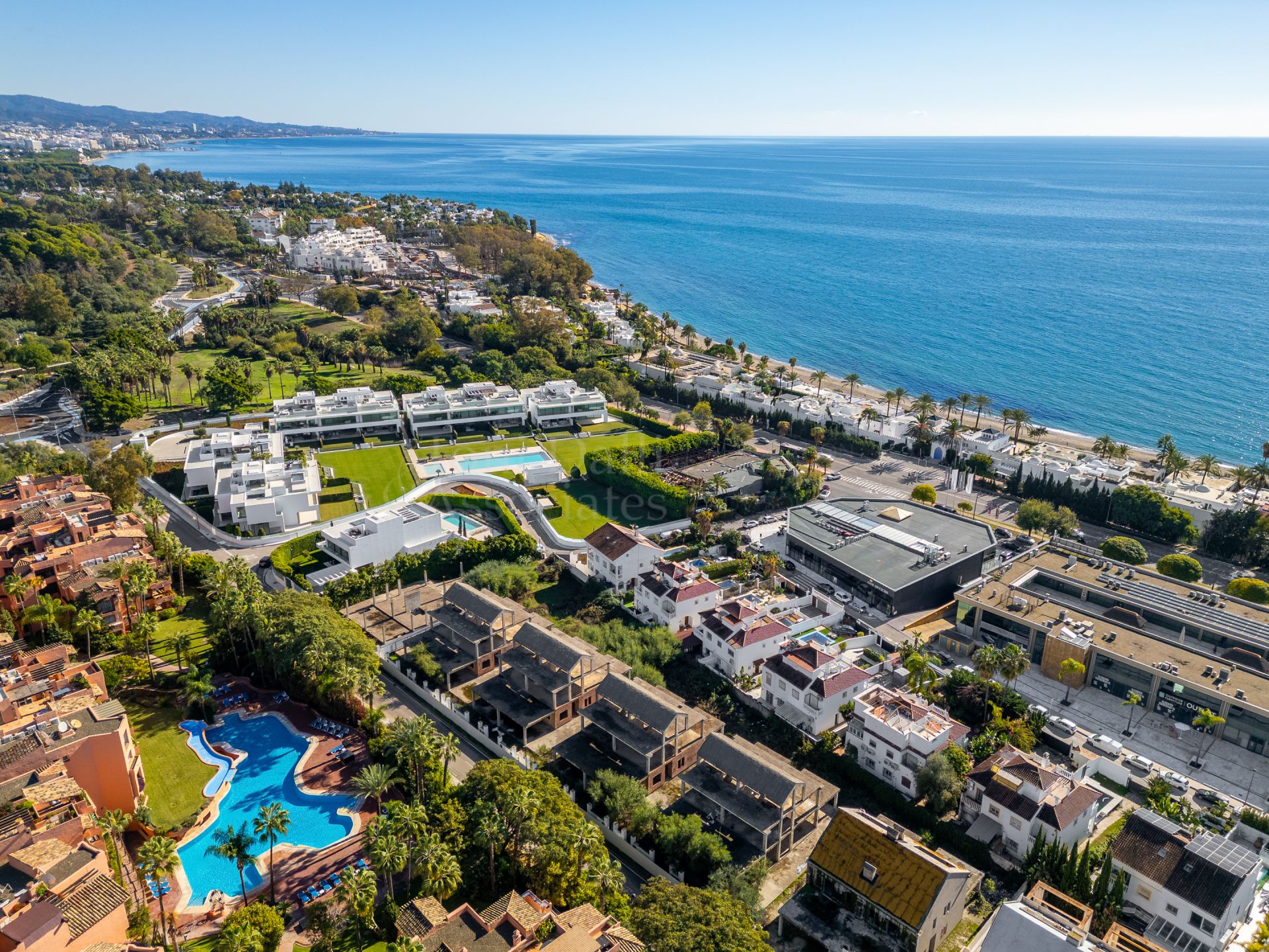 Ground Floor Apartment in Oasis de Marbella, Marbella