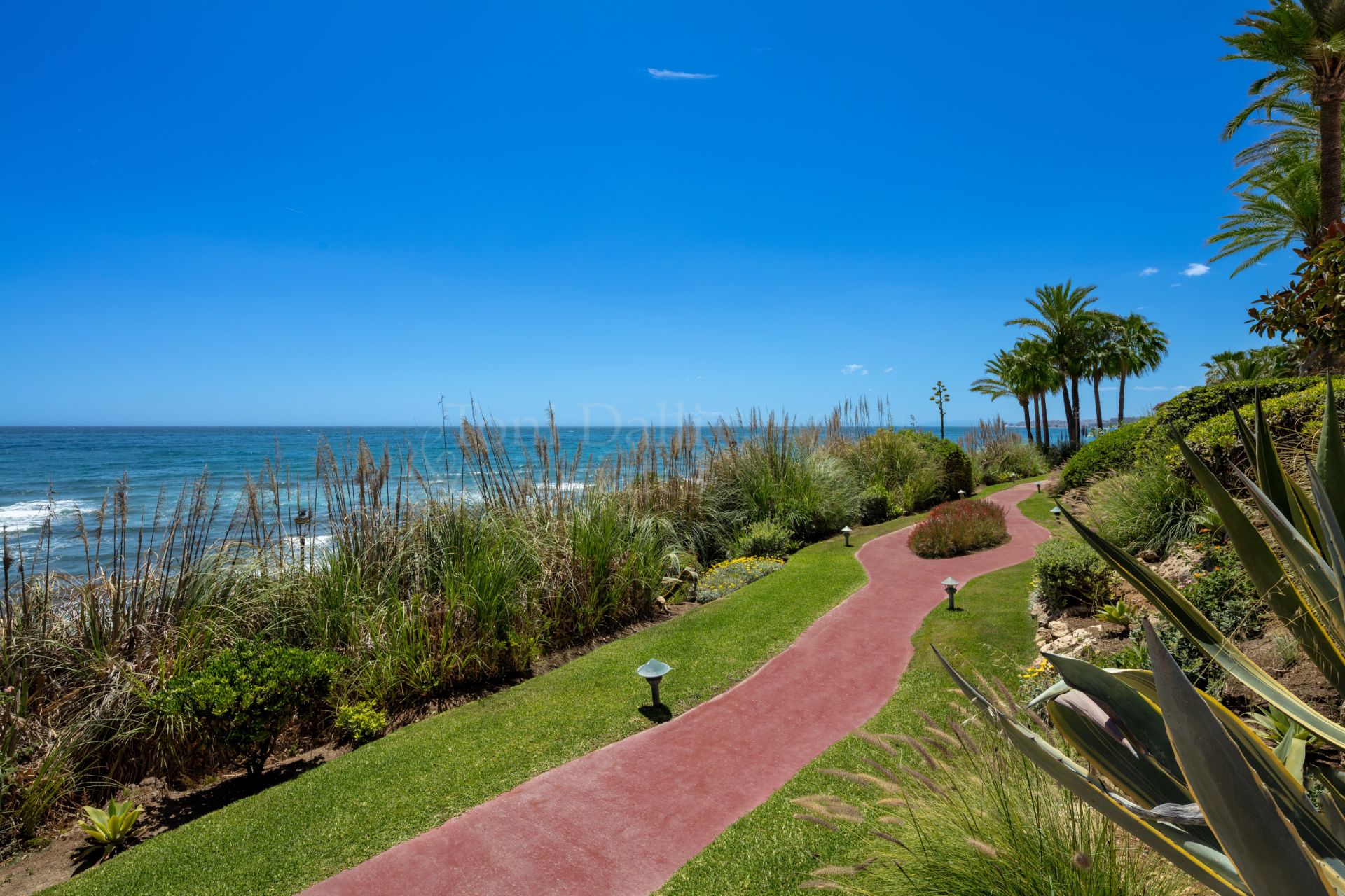 Duplex Penthouse in Marina Puente Romano, Marbella