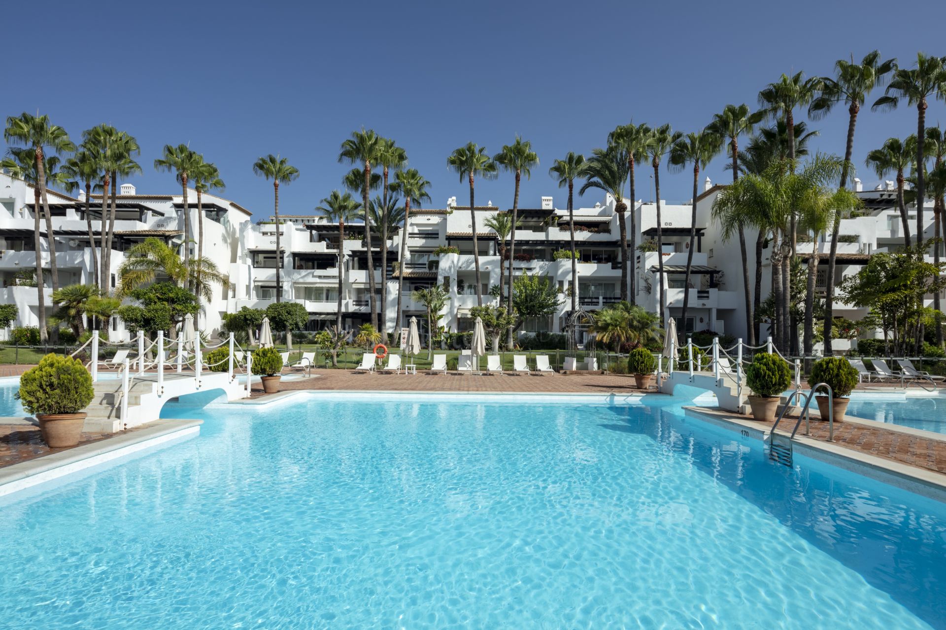 Duplex Penthouse in Marina Puente Romano, Marbella