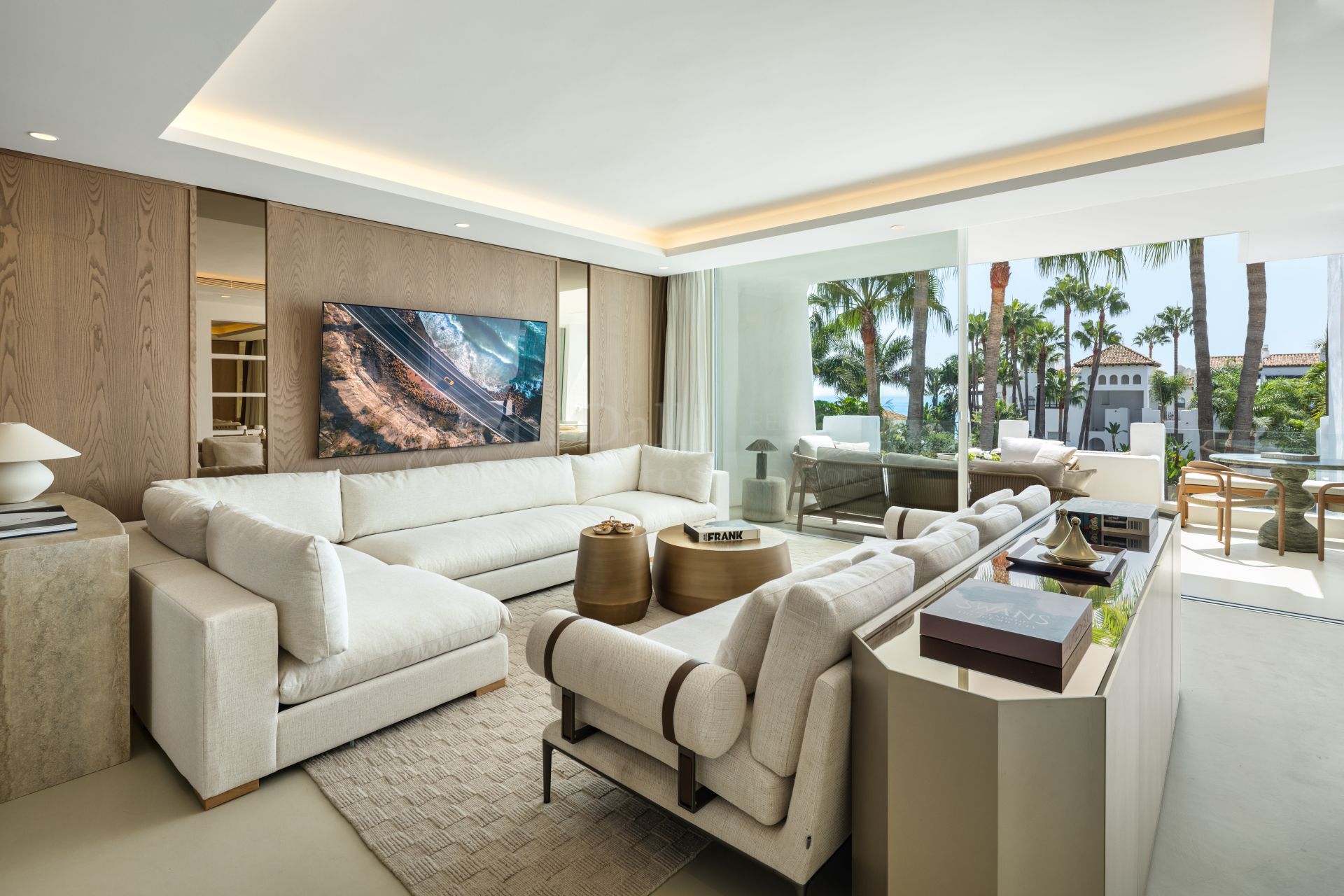Duplex Penthouse in Marina Puente Romano, Marbella