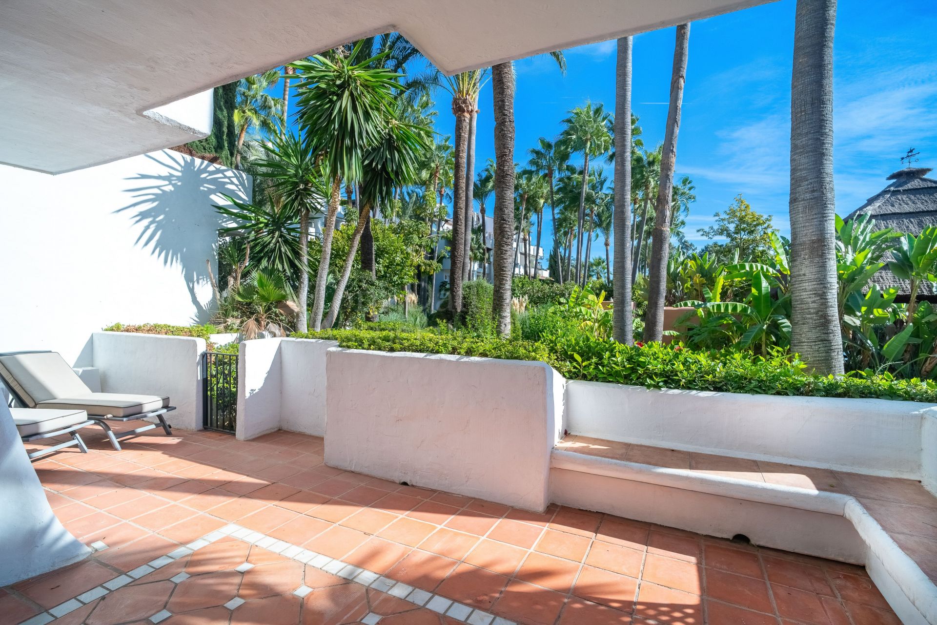 Ground Floor Apartment in Marina Puente Romano, Marbella