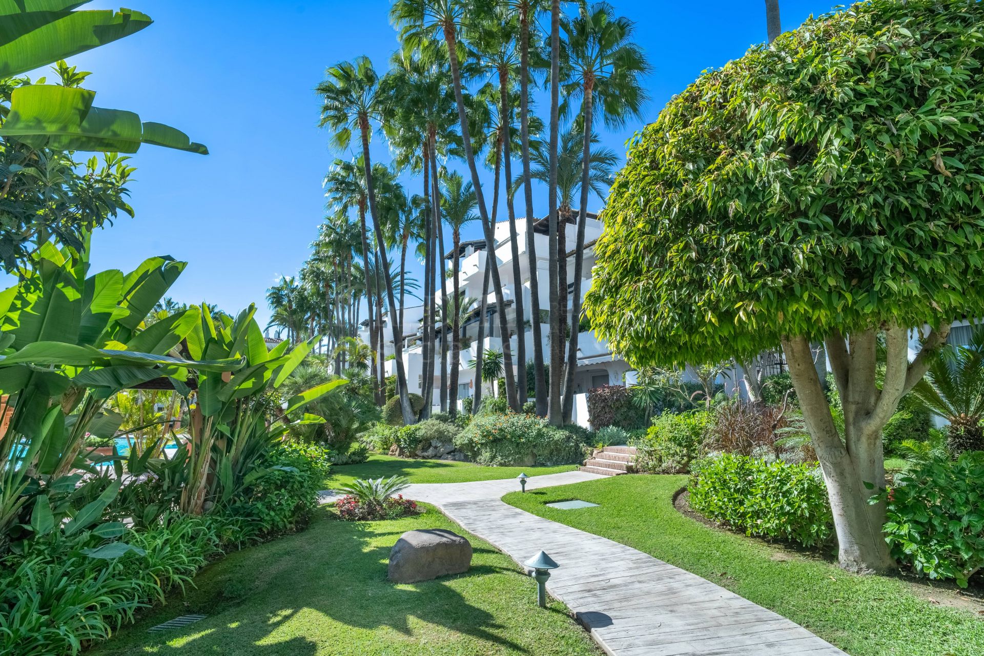 Ground Floor Apartment in Marina Puente Romano, Marbella