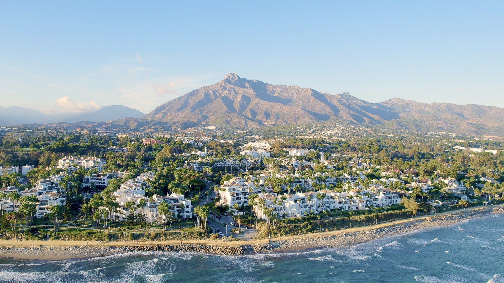 Ground Floor Apartment in Marina Puente Romano, Marbella