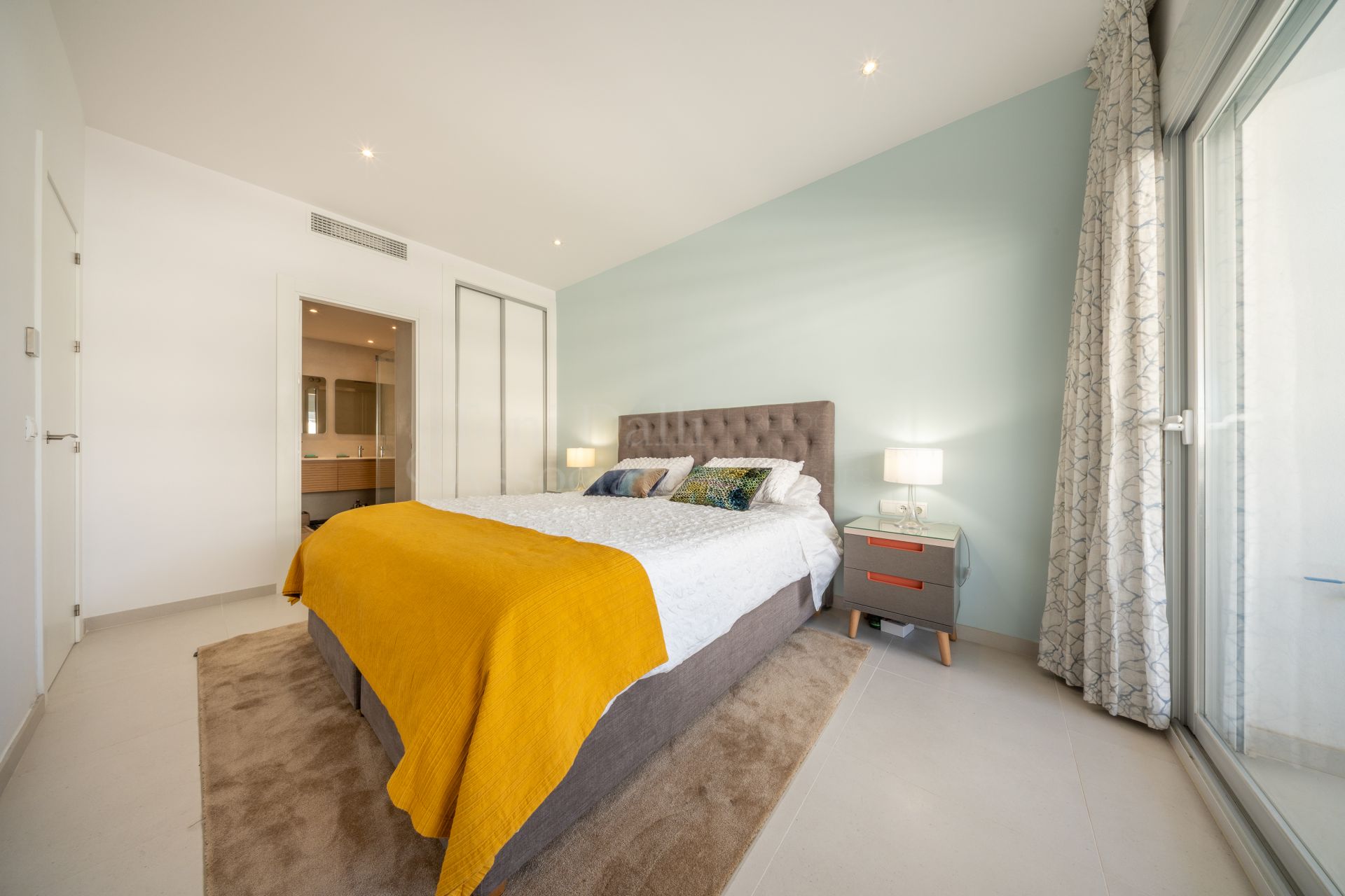 Penthouse in Jardines del Mar, Marbella