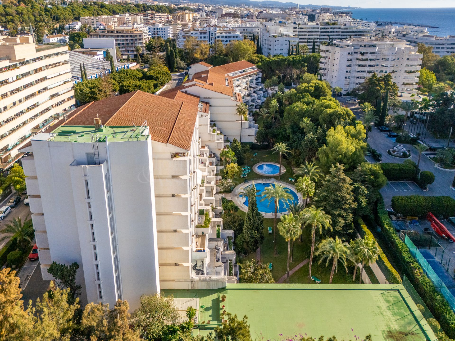 Penthouse in Jardines del Mar, Marbella