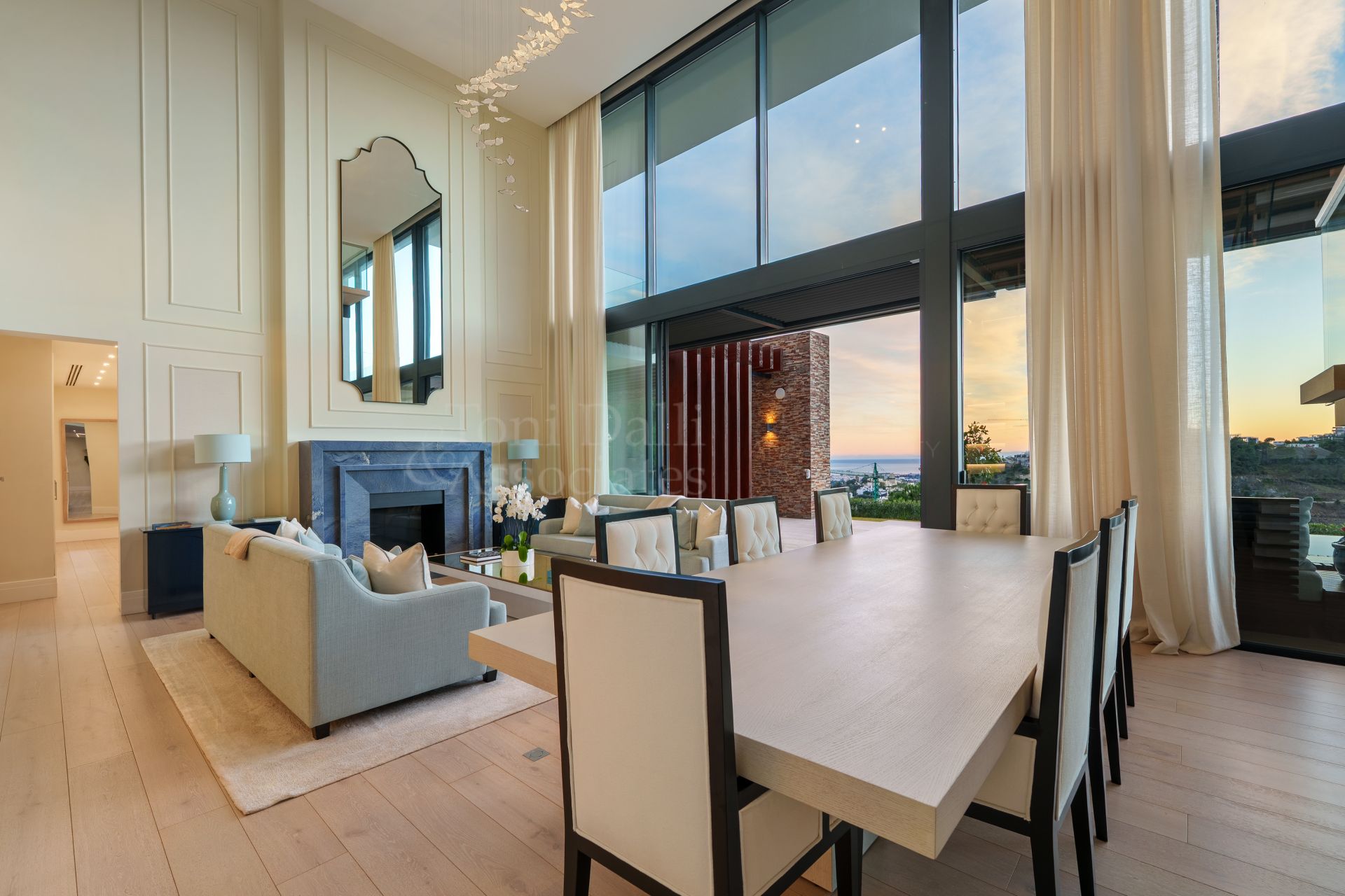 Villa in El Madroñal, Benahavis