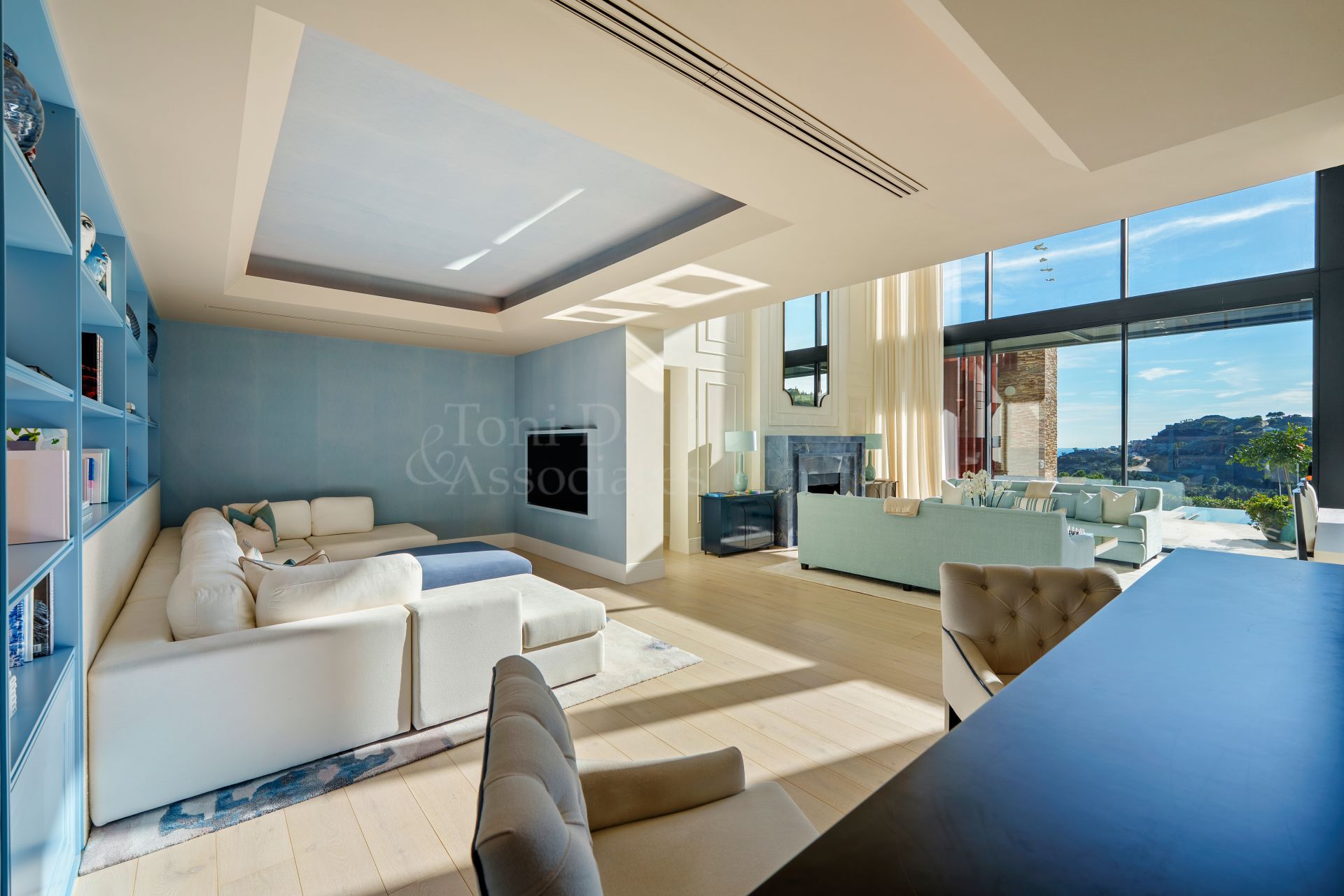 Villa in El Madroñal, Benahavis