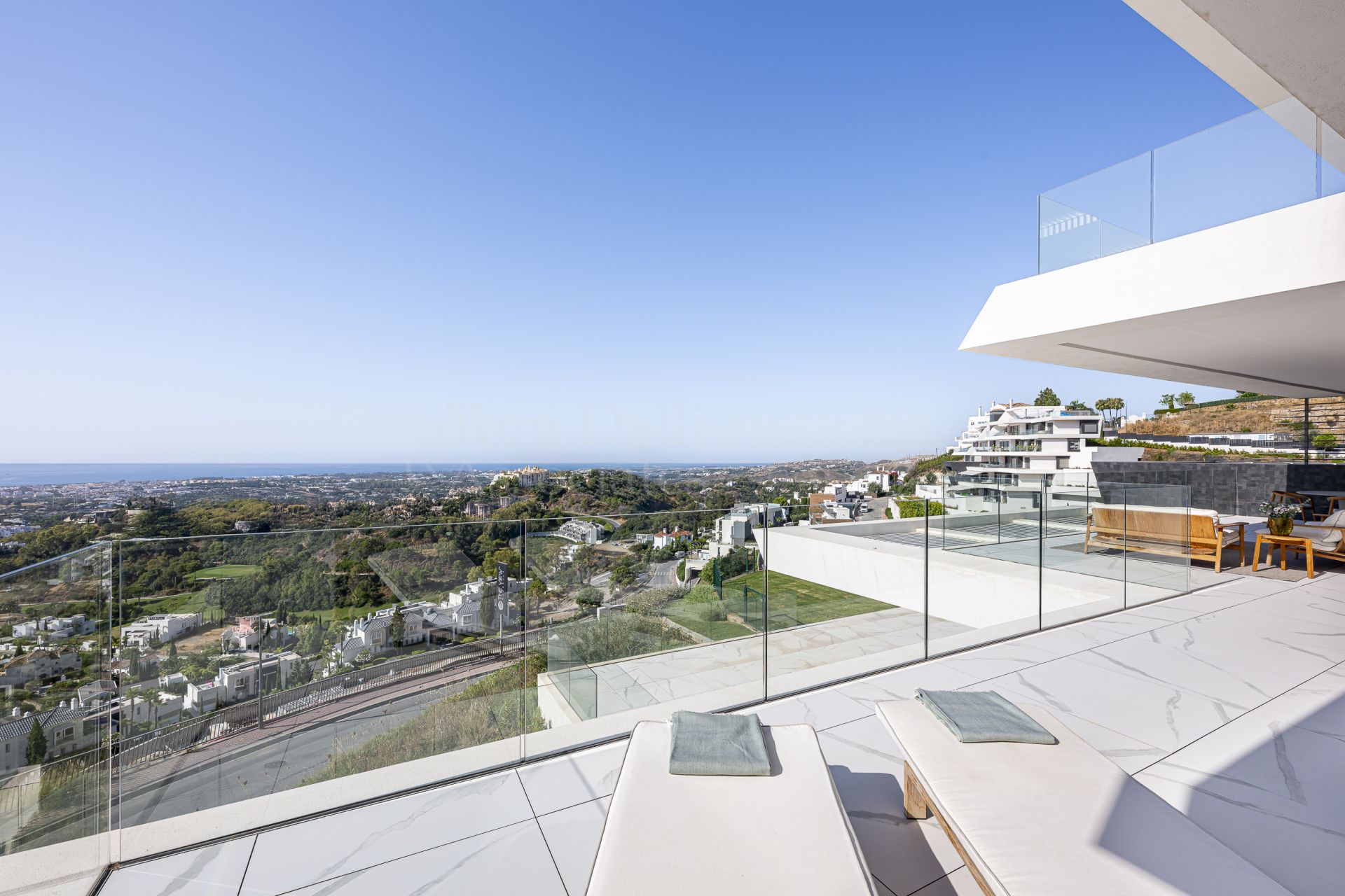 Apartment in Byu Hills, Benahavis