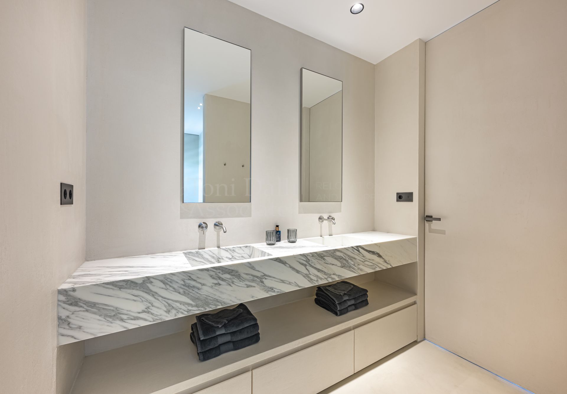 Apartment in Byu Hills, Benahavis