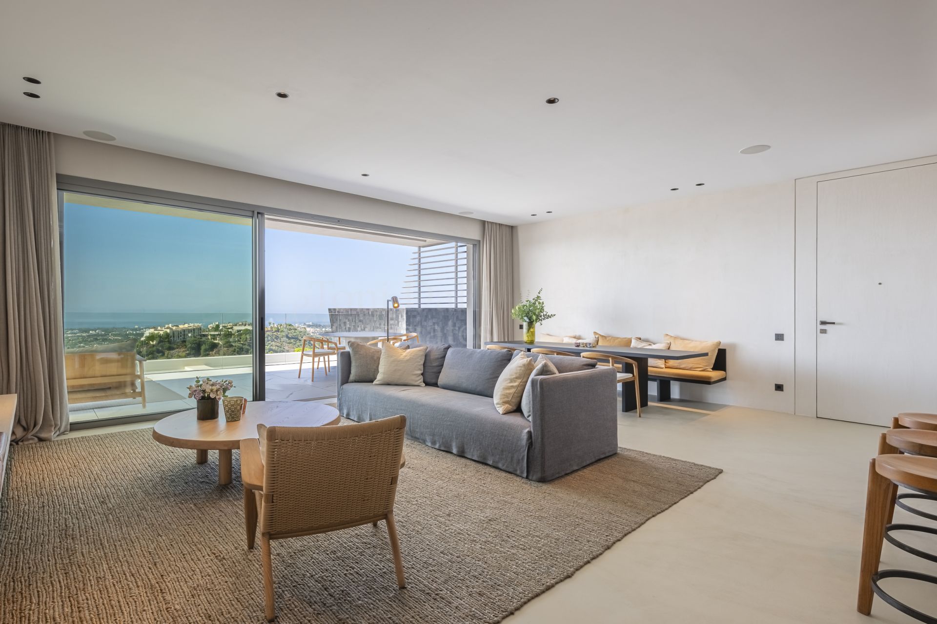 Apartment in Byu Hills, Benahavis