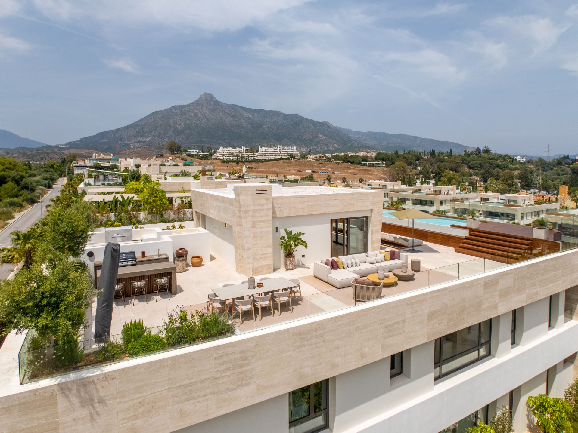Duplex Penthouse in Marbella Golden Mile, Marbella