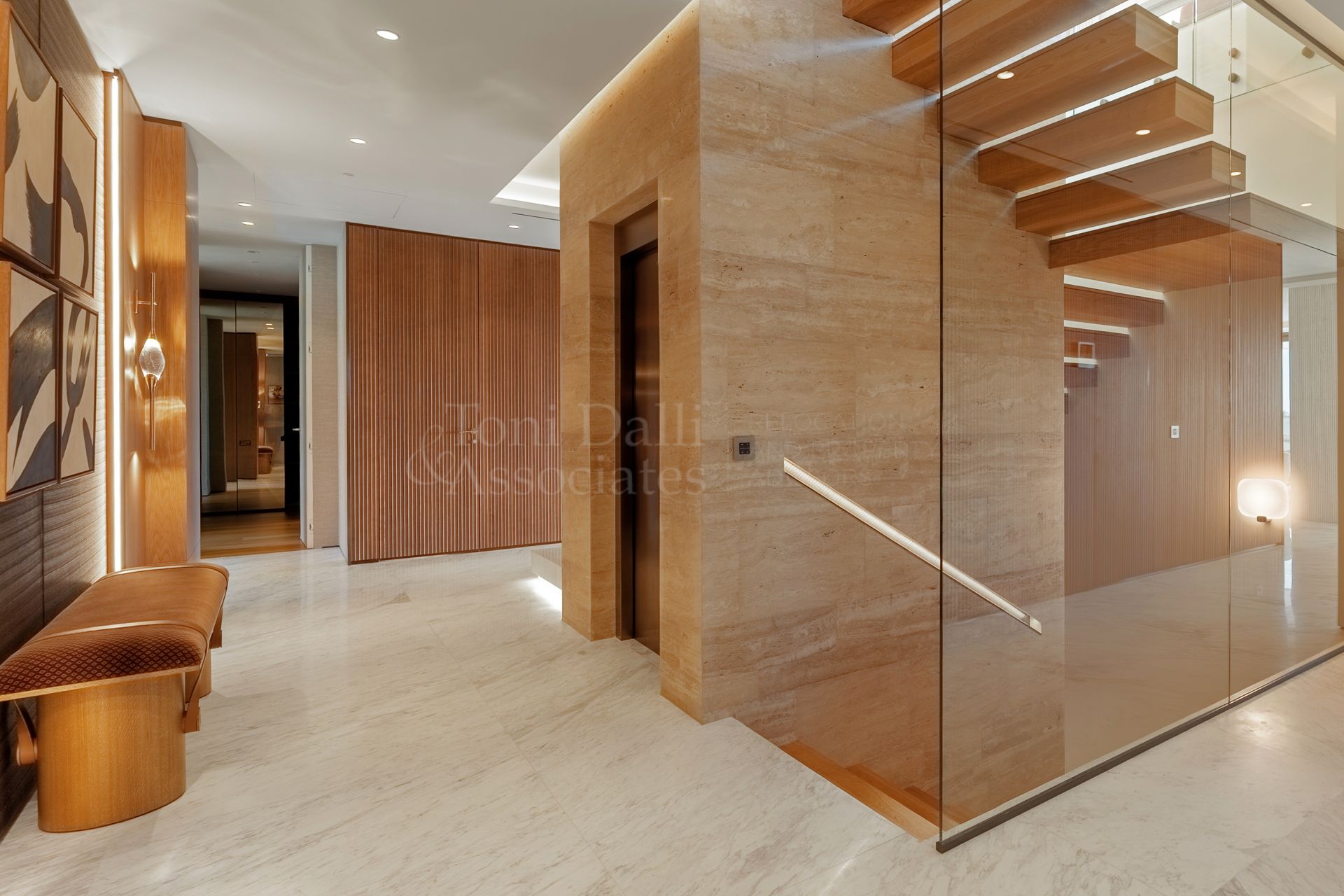 Duplex Penthouse in Marbella Golden Mile, Marbella