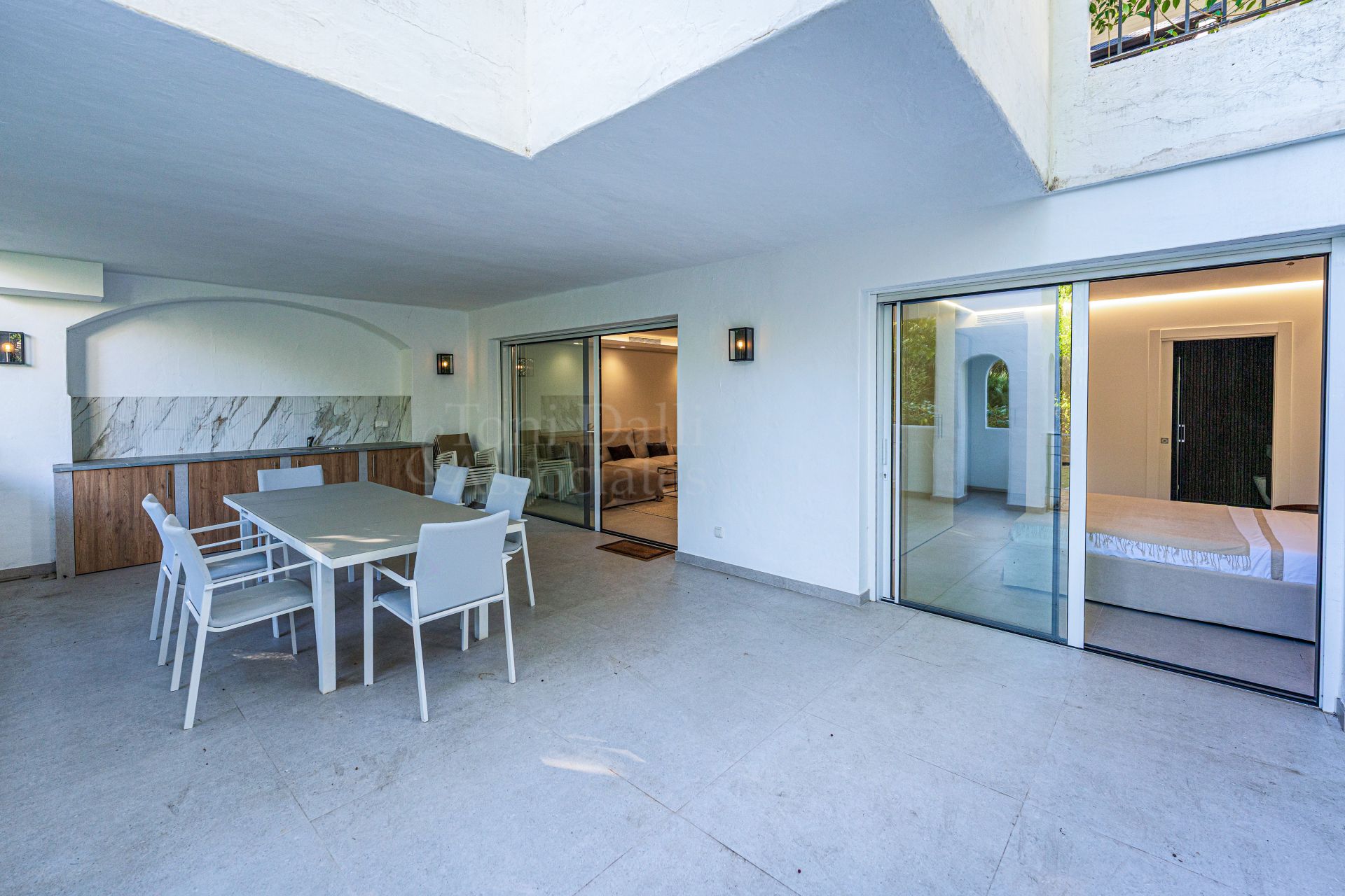 Ground Floor Apartment in Alhambra del Golf, Estepona