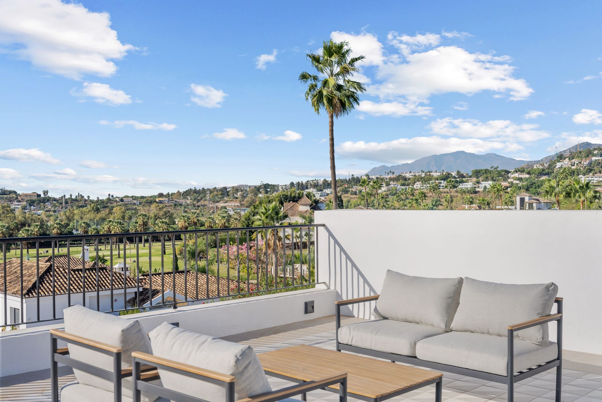 Villa in Los Naranjos Golf, Marbella