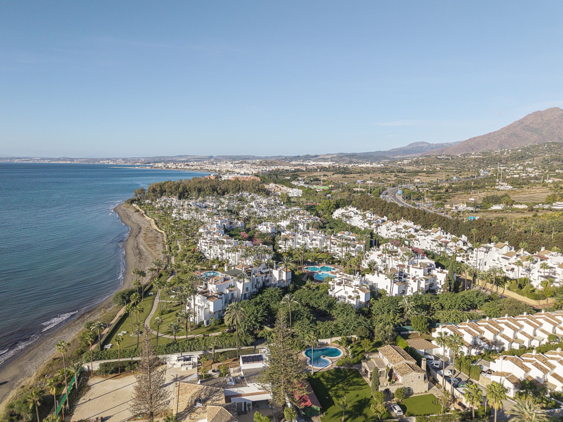 Ground Floor Apartment in Alcazaba Beach, Estepona