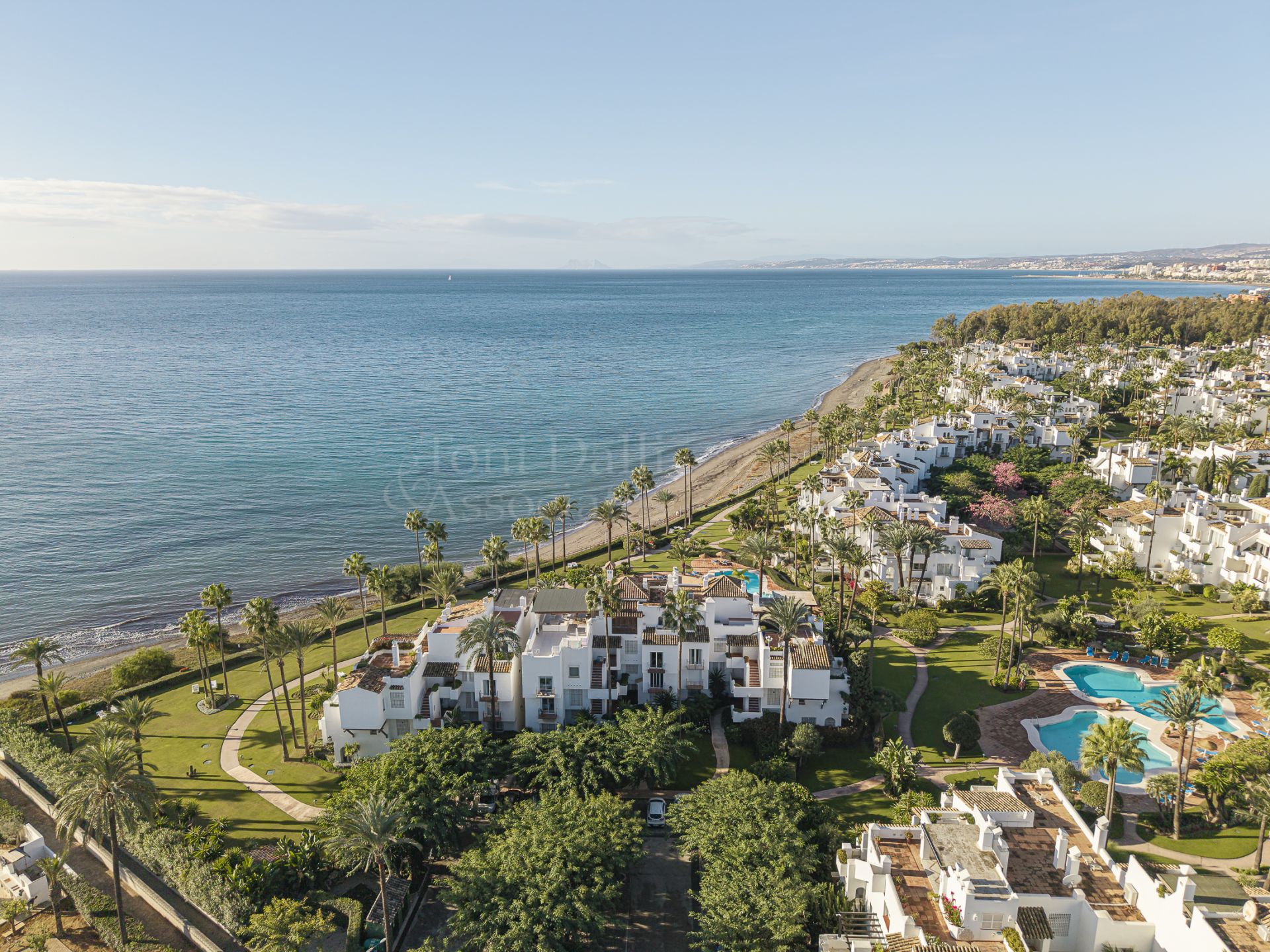 Ground Floor Apartment in Alcazaba Beach, Estepona